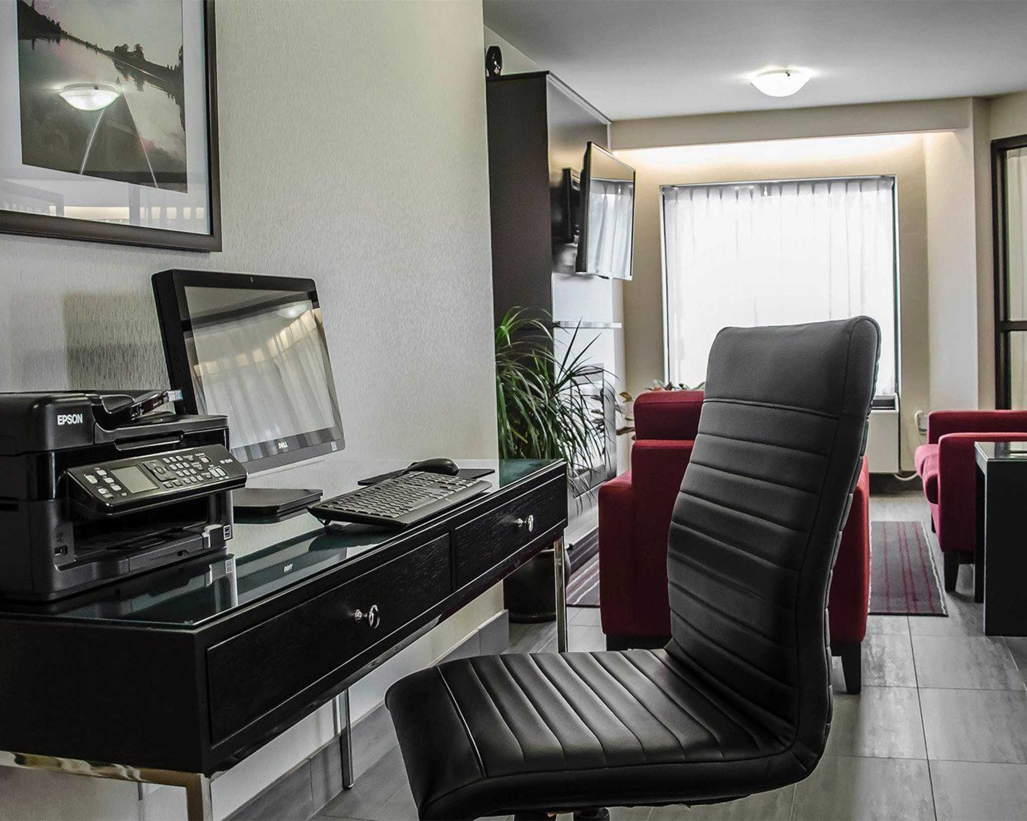 Images Comfort Inn South Shore