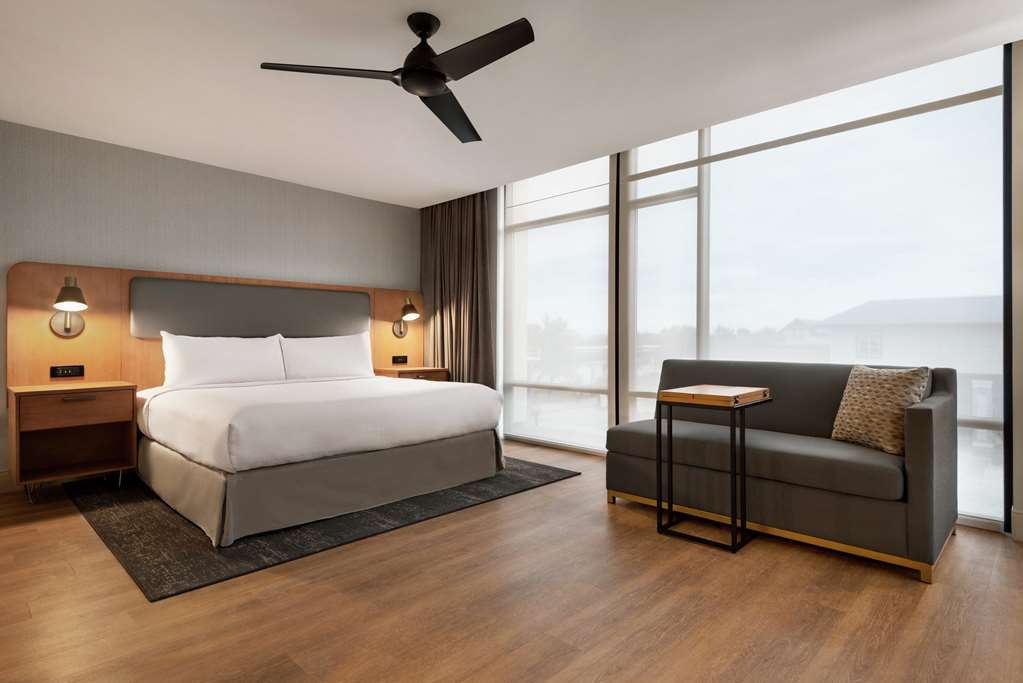 Homewood Suites by Hilton Wilmington Downtown Image