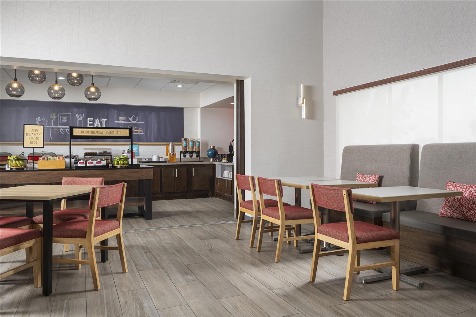 Hampton Inn & Suites Mansfield Image