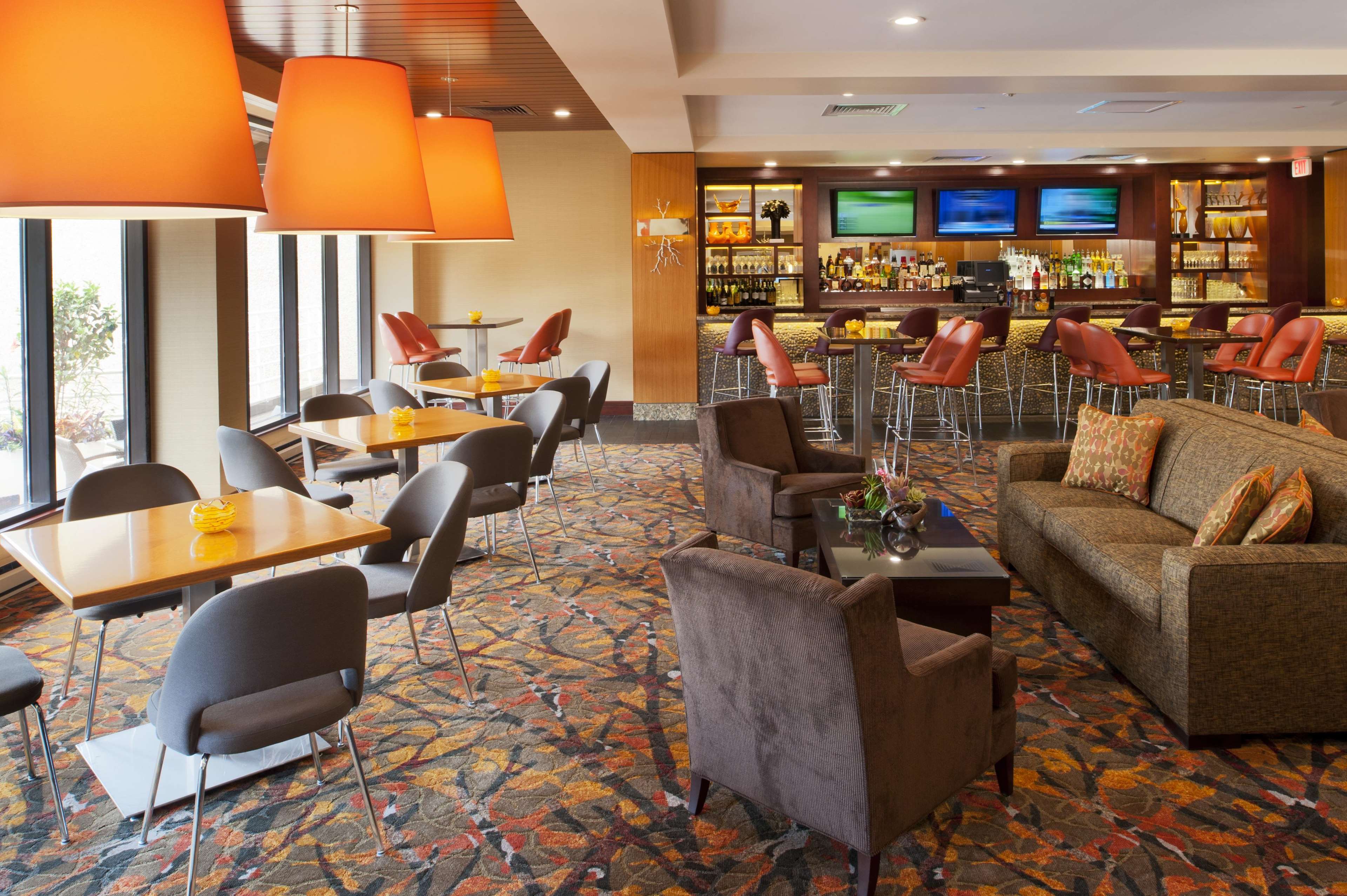 DoubleTree by Hilton Hotel St. Louis - Chesterfield Photo