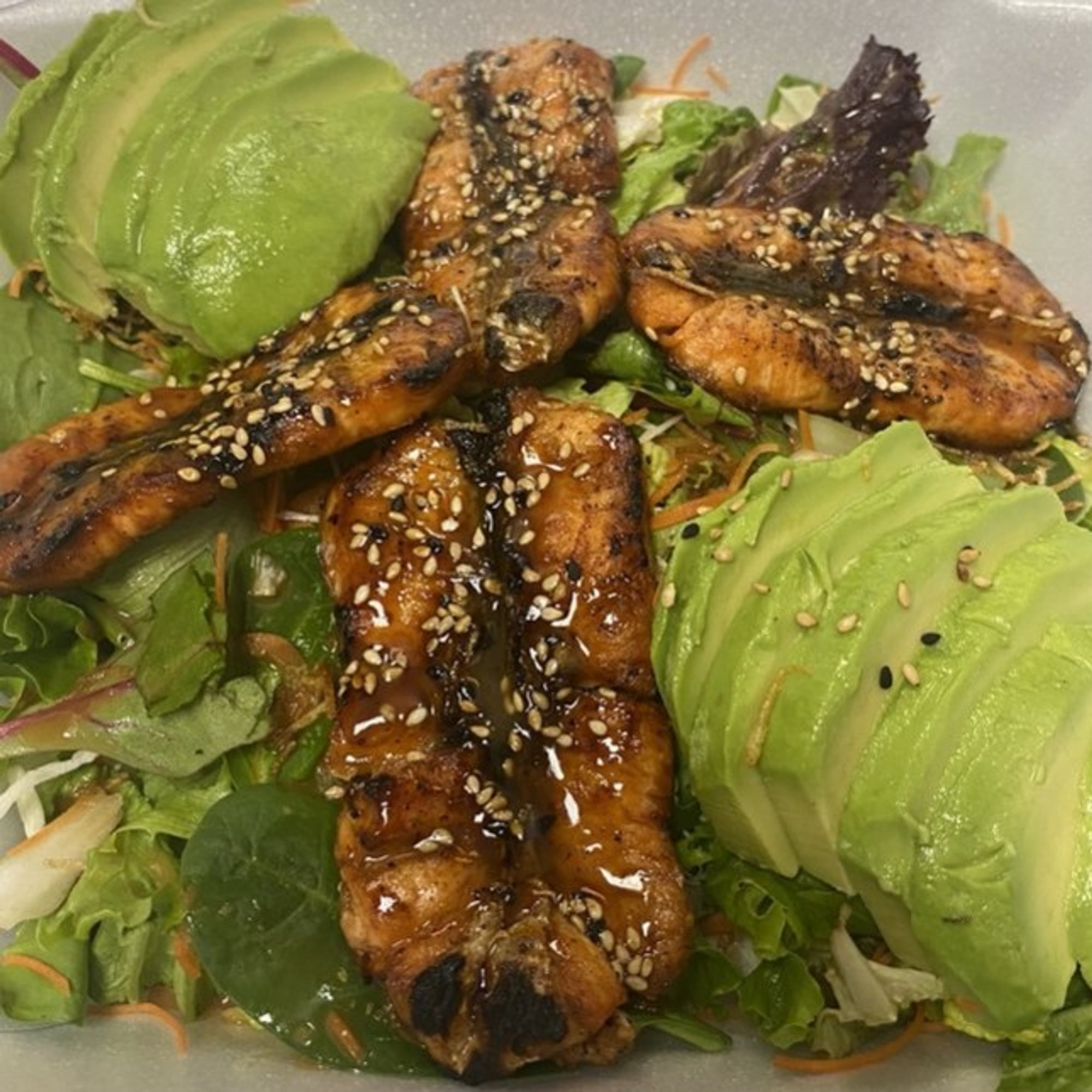 Grilled Salmon Salad(O)