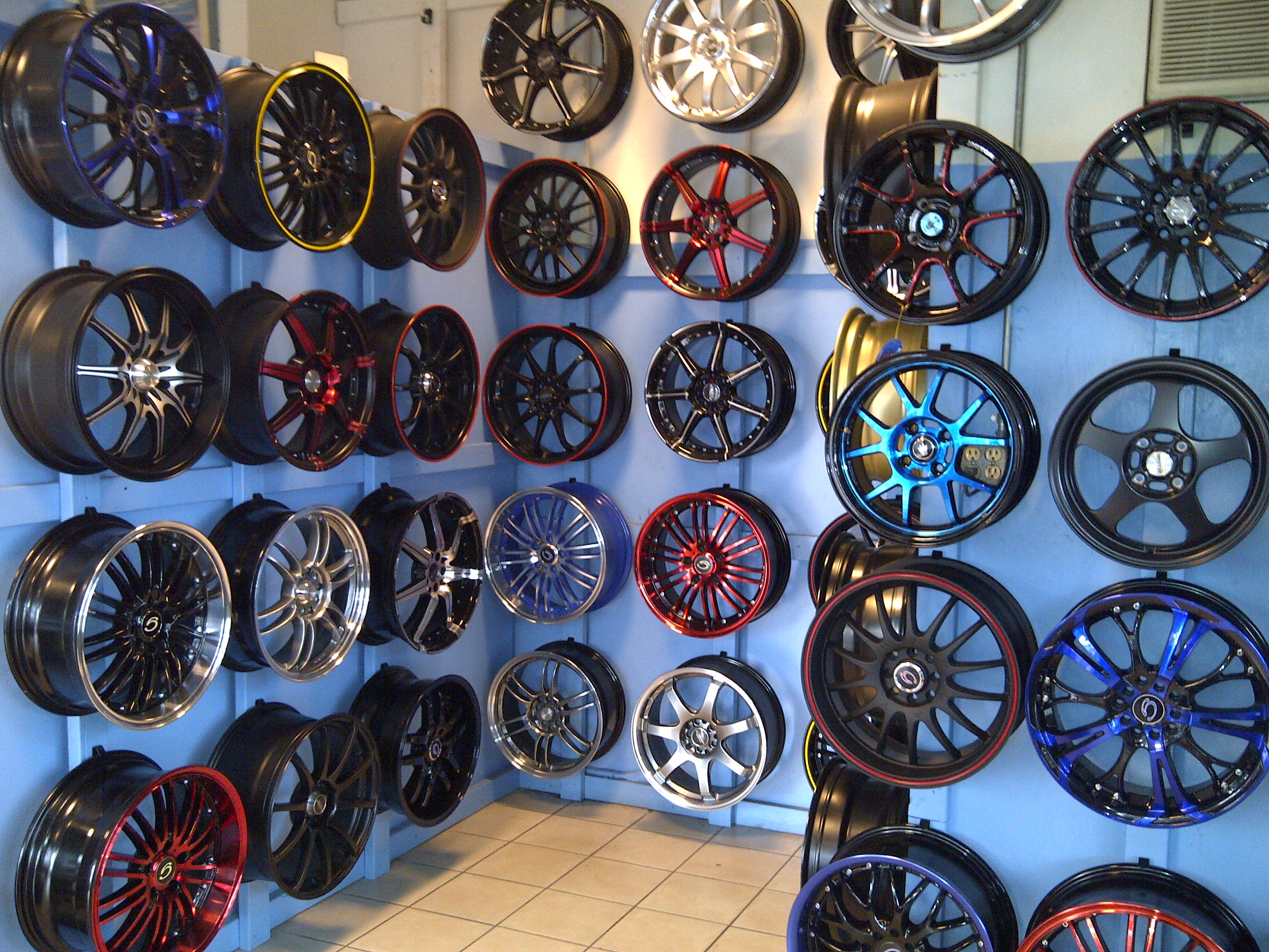 Ortiz Tires & Wheels Inc Photo