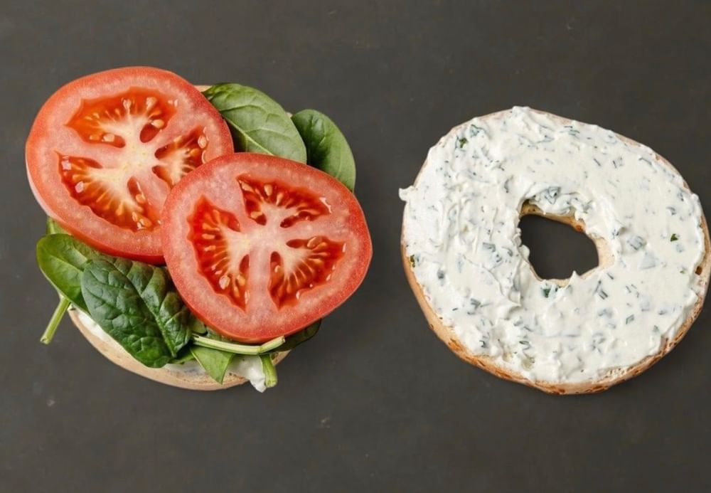 Bagel with Cream Cheese, Tomato and Spinach