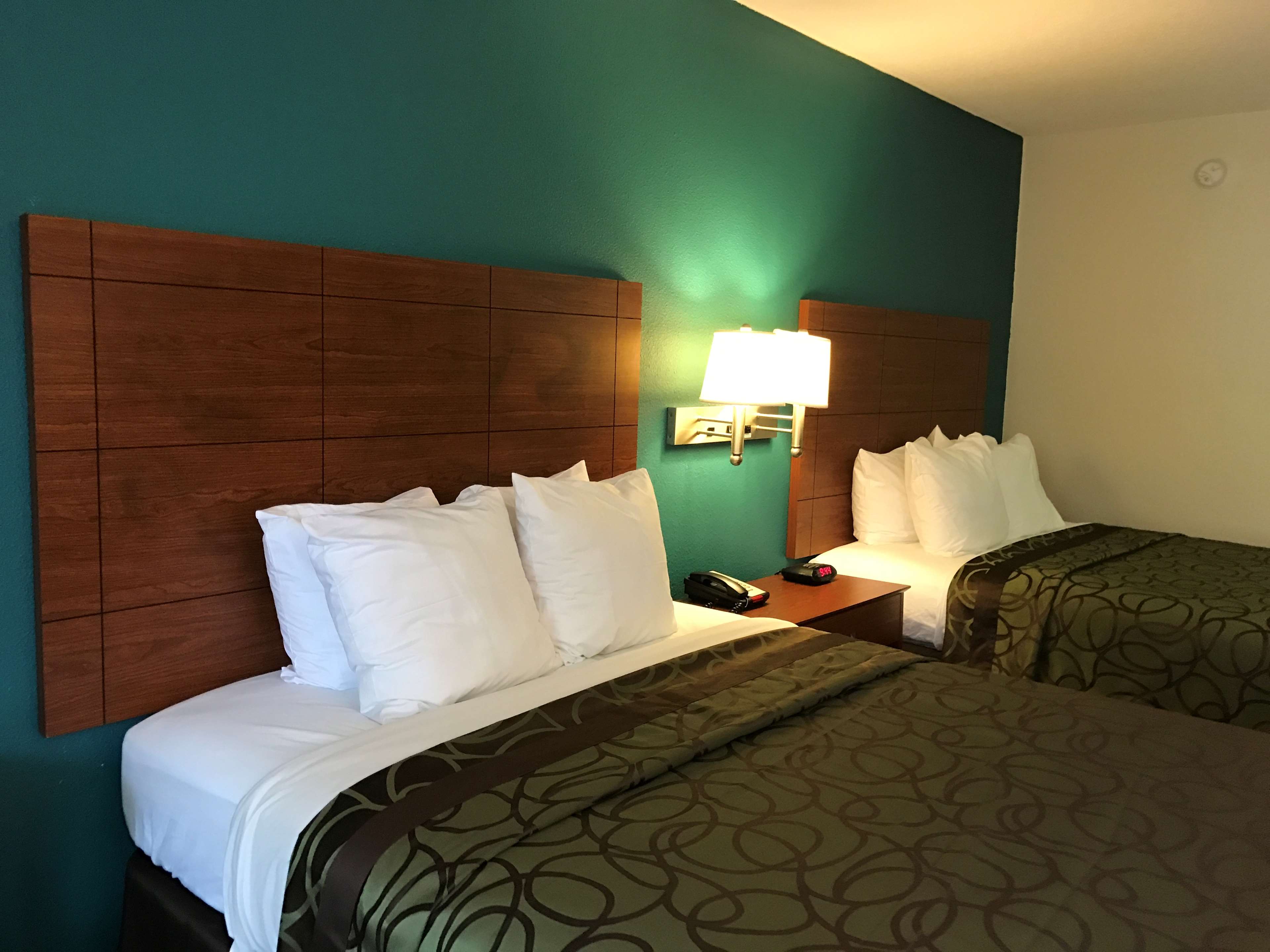 Best Western Tallahassee-Downtown Inn & Suites Photo