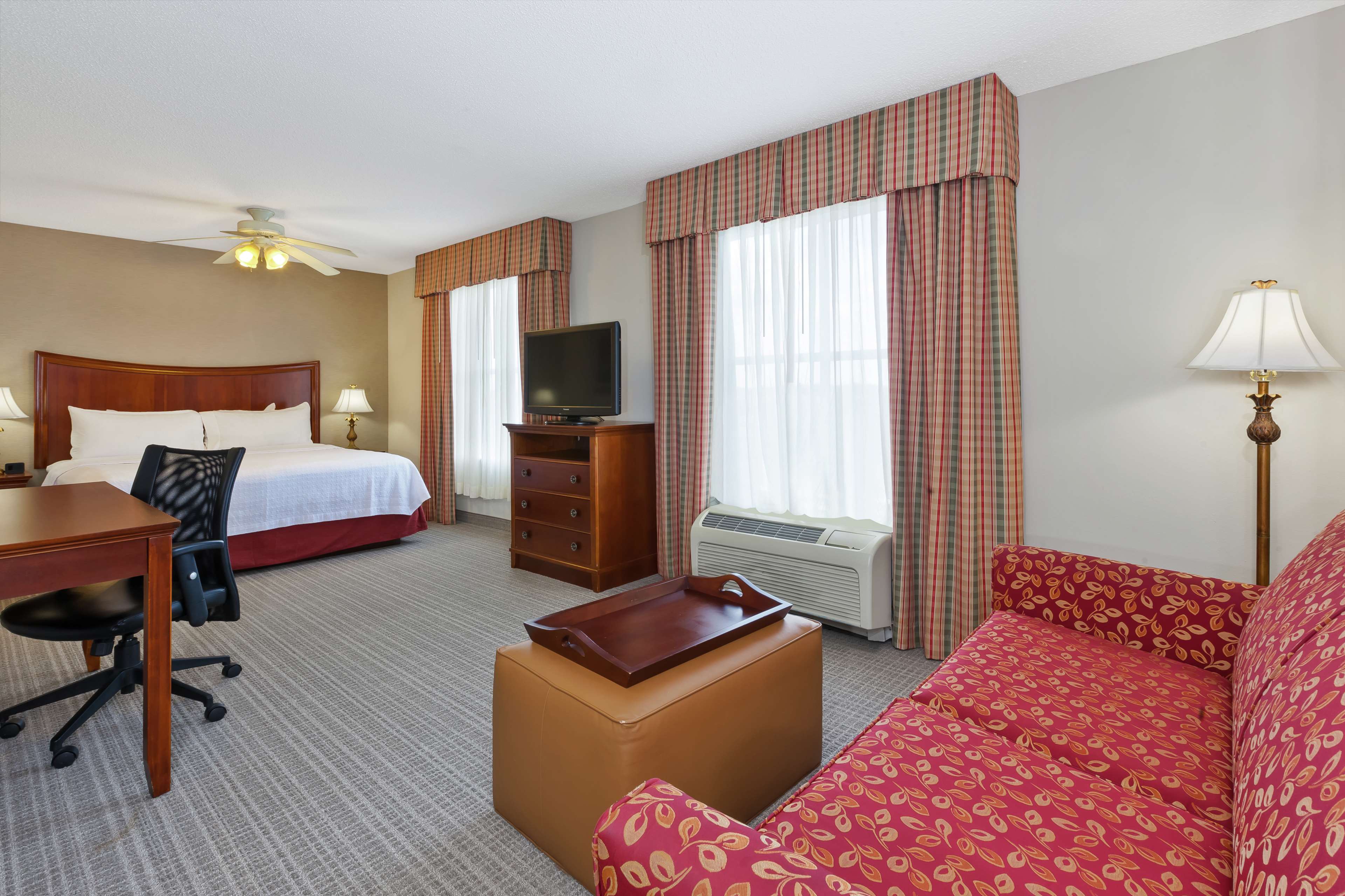 Homewood Suites by Hilton Chesapeake-Greenbrier Photo