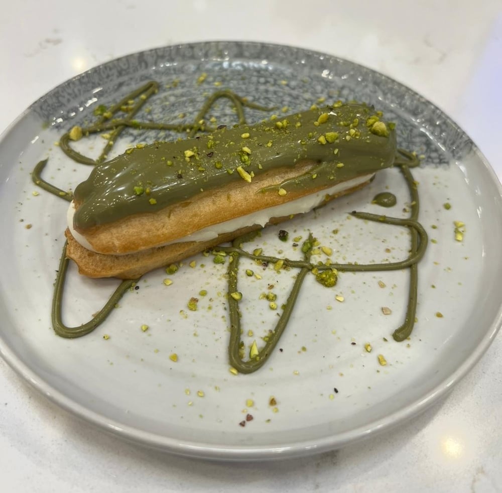 Pistachio Eclair