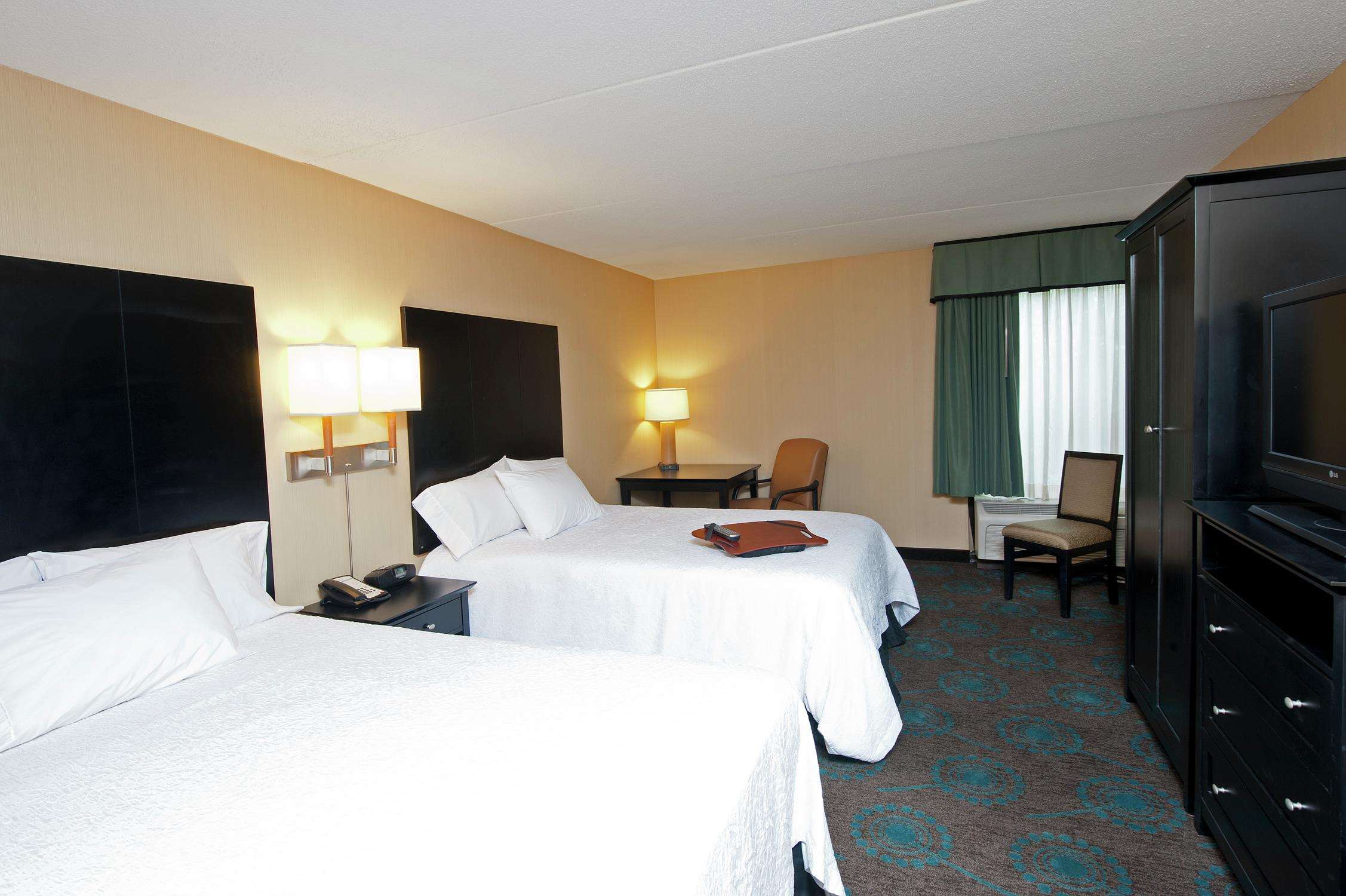 Hampton Inn Bloomington Photo