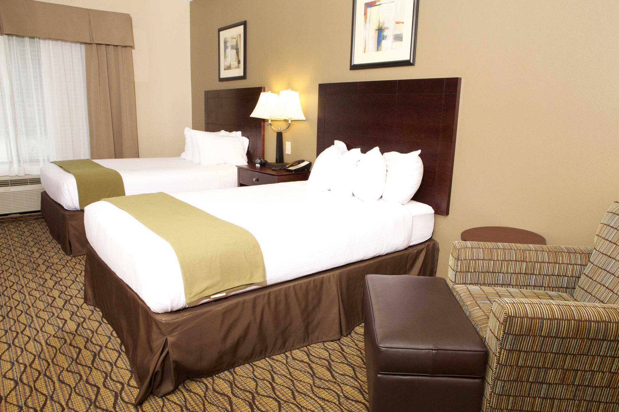 Holiday Inn Express Bloomington West Photo