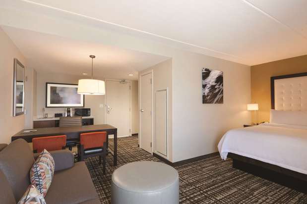 Images Embassy Suites by Hilton Oklahoma City Downtown Medical Center