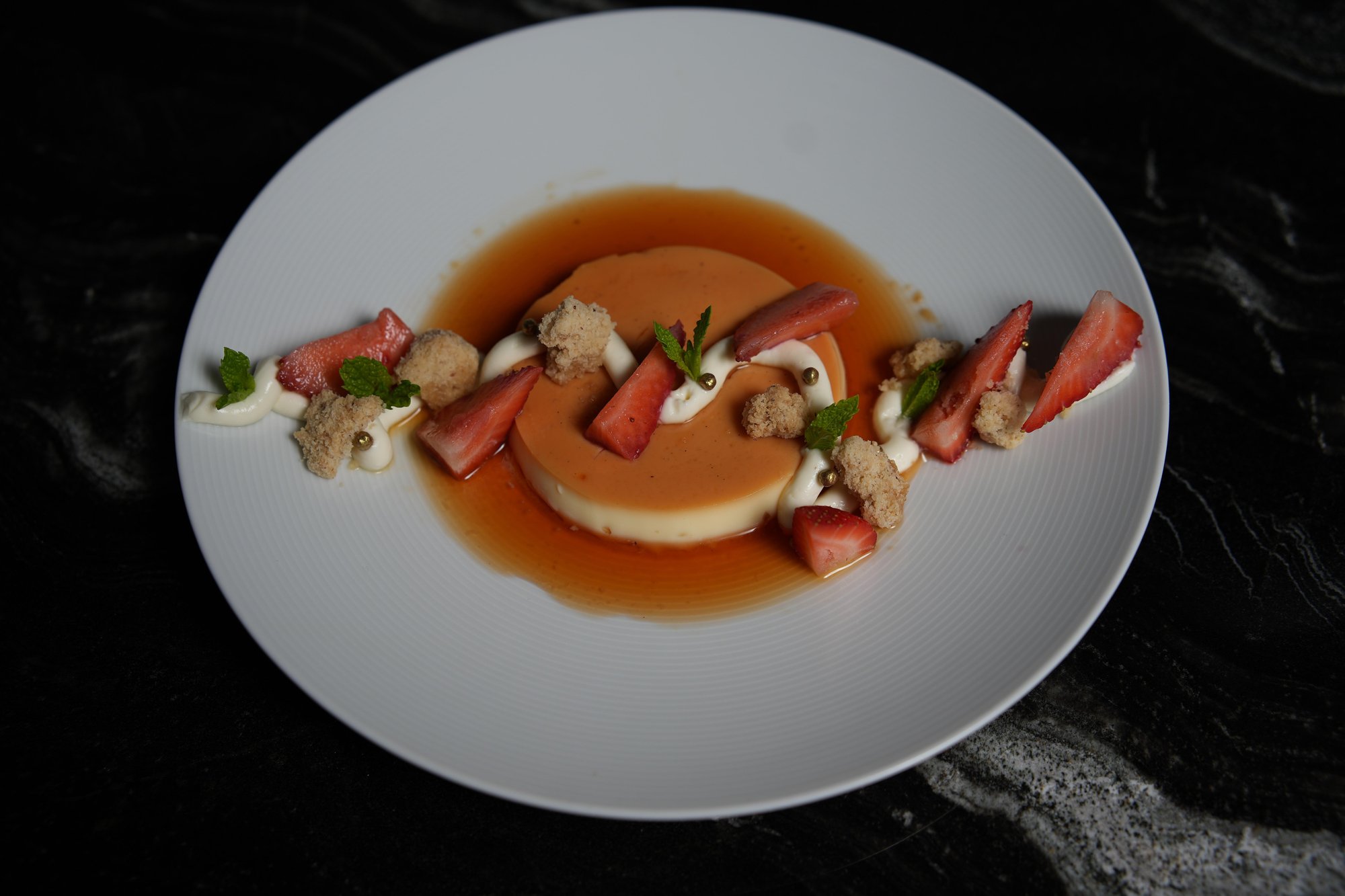 Maracuyá & Mango Flan