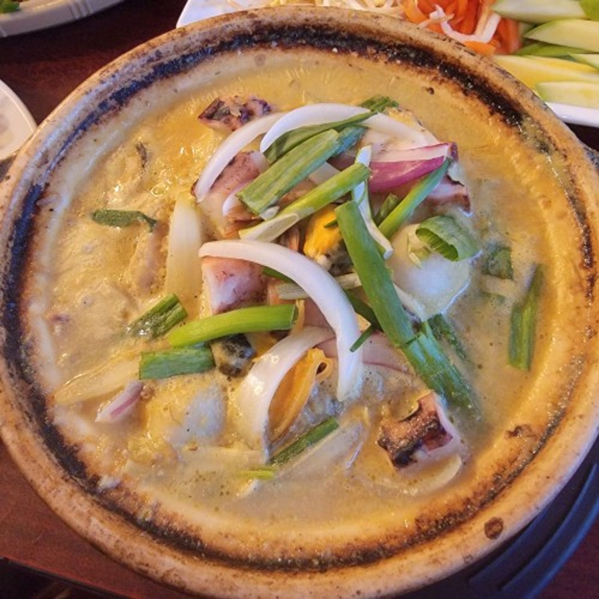 Curry in Clay Pot