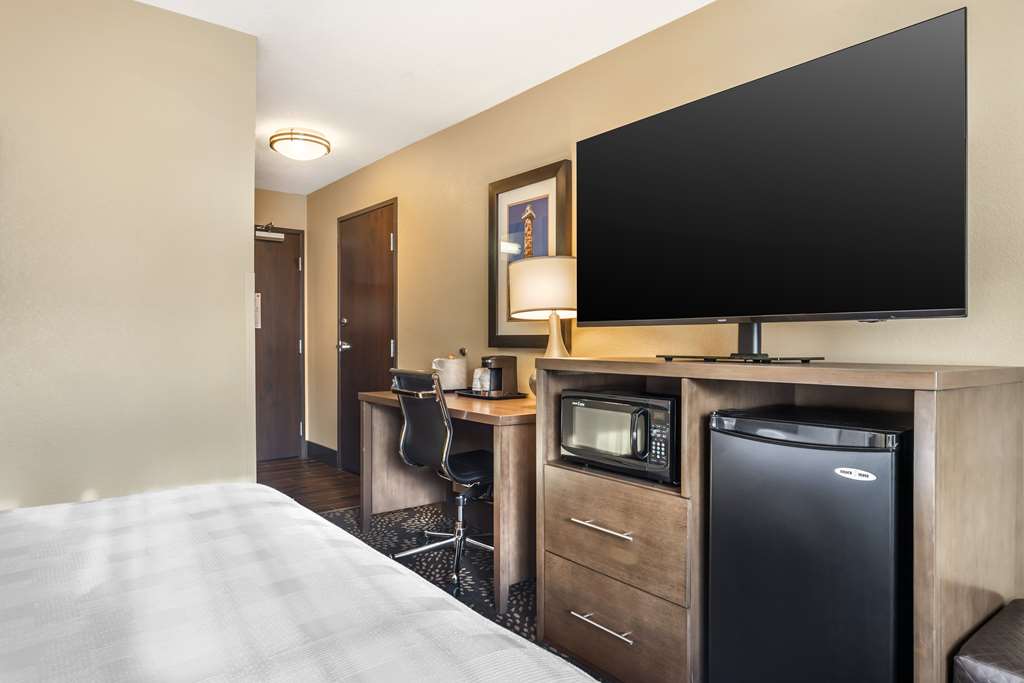 Best Western Columbia River Waterfront Hotel Astoria Image