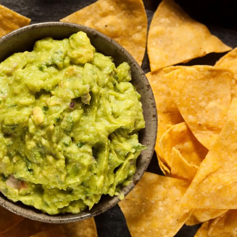 Chips & Guacamole