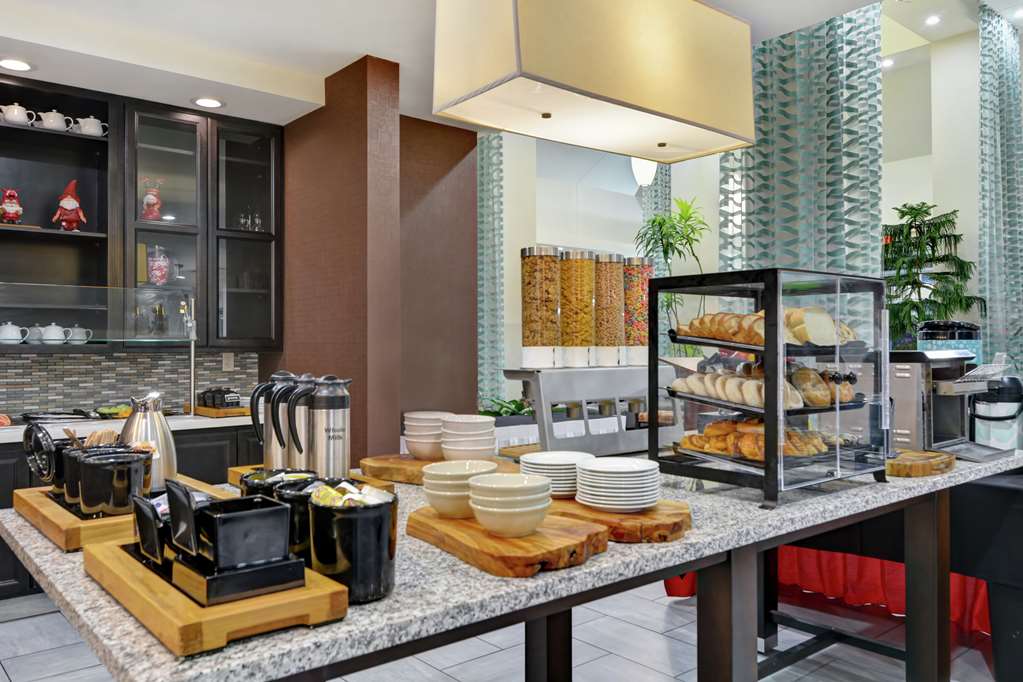 Hilton Garden Inn Fayetteville Image