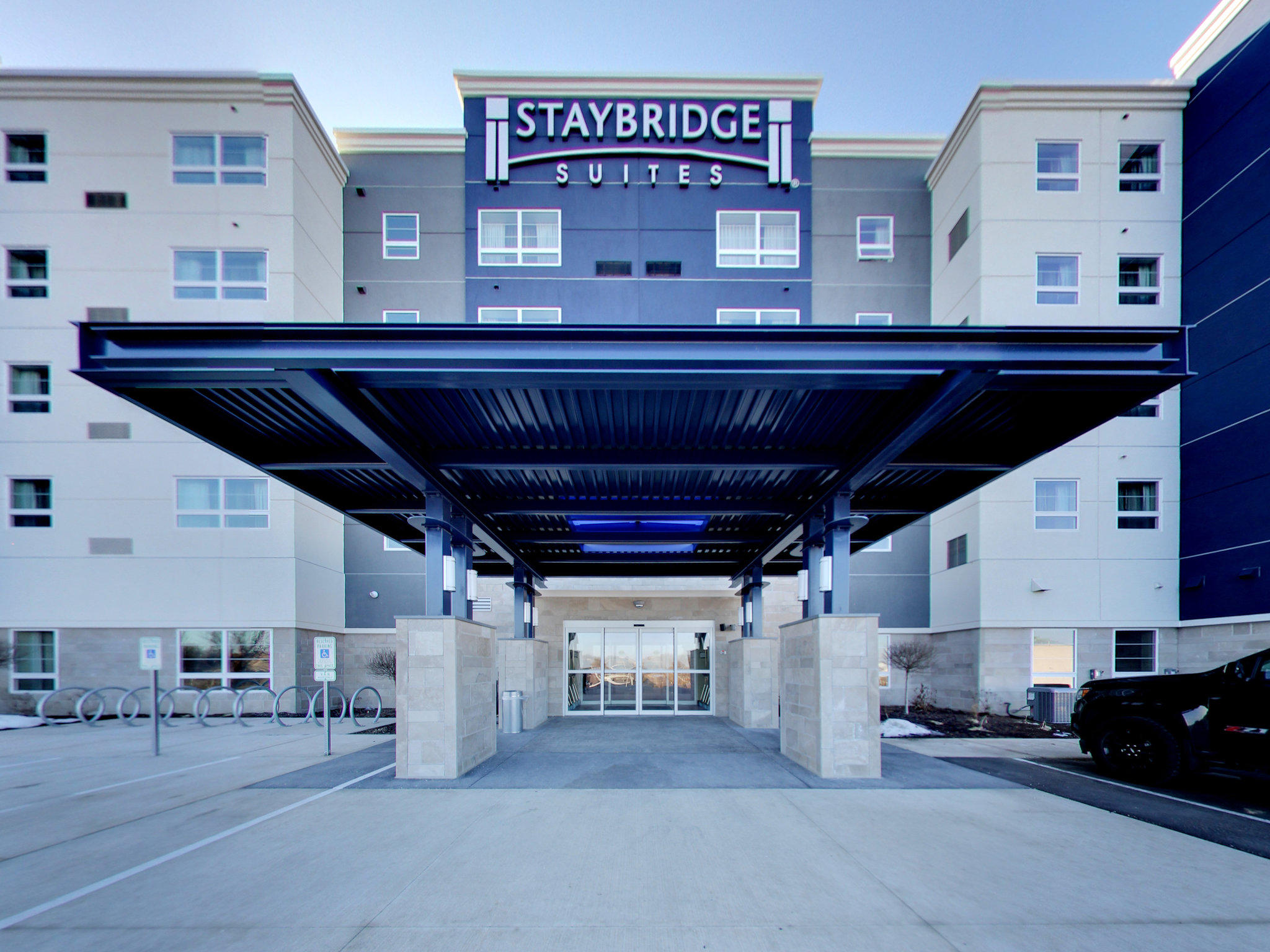 Staybridge Suites Madison - Fitchburg Photo