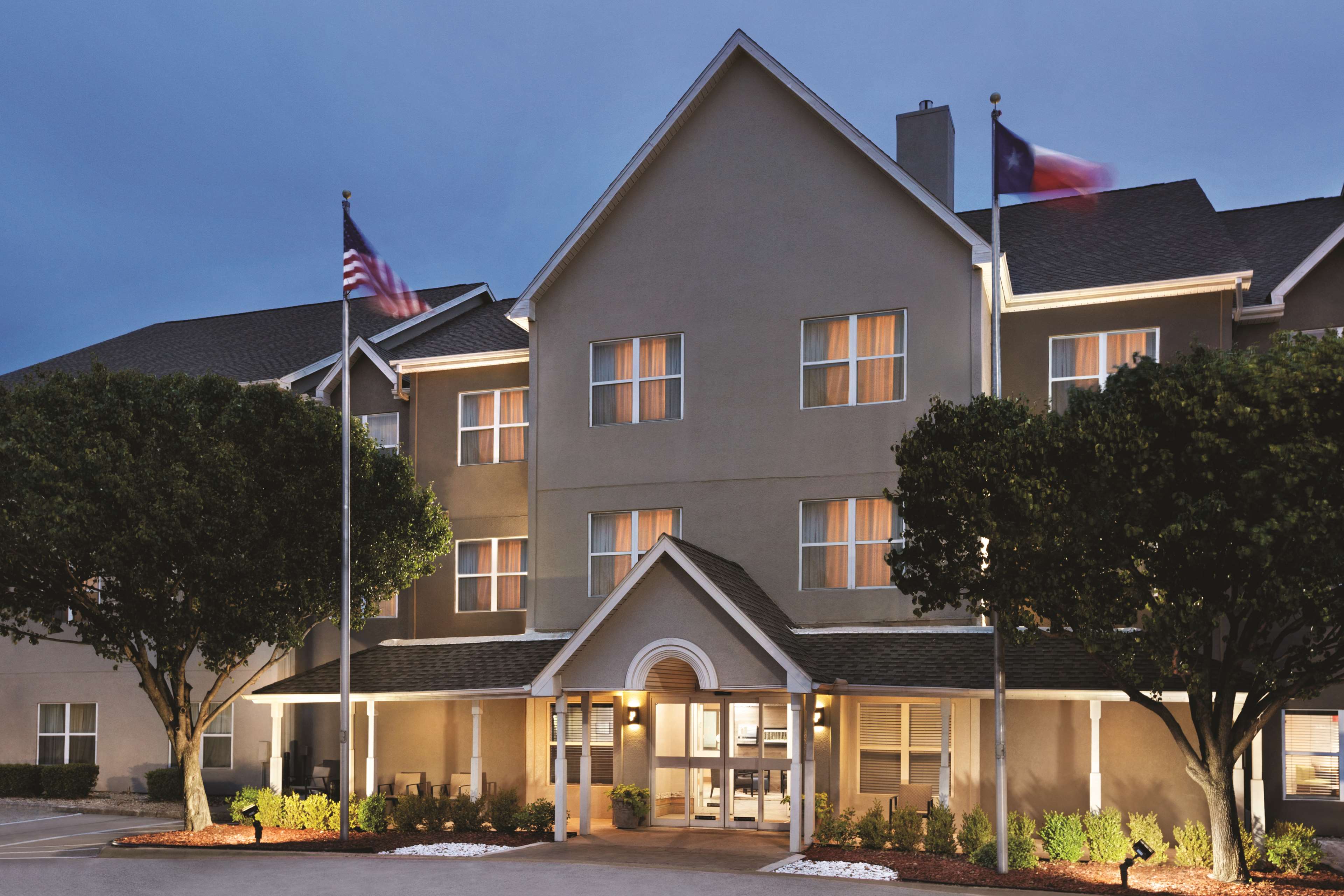 Country Inn & Suites by Radisson, Lewisville, TX Photo