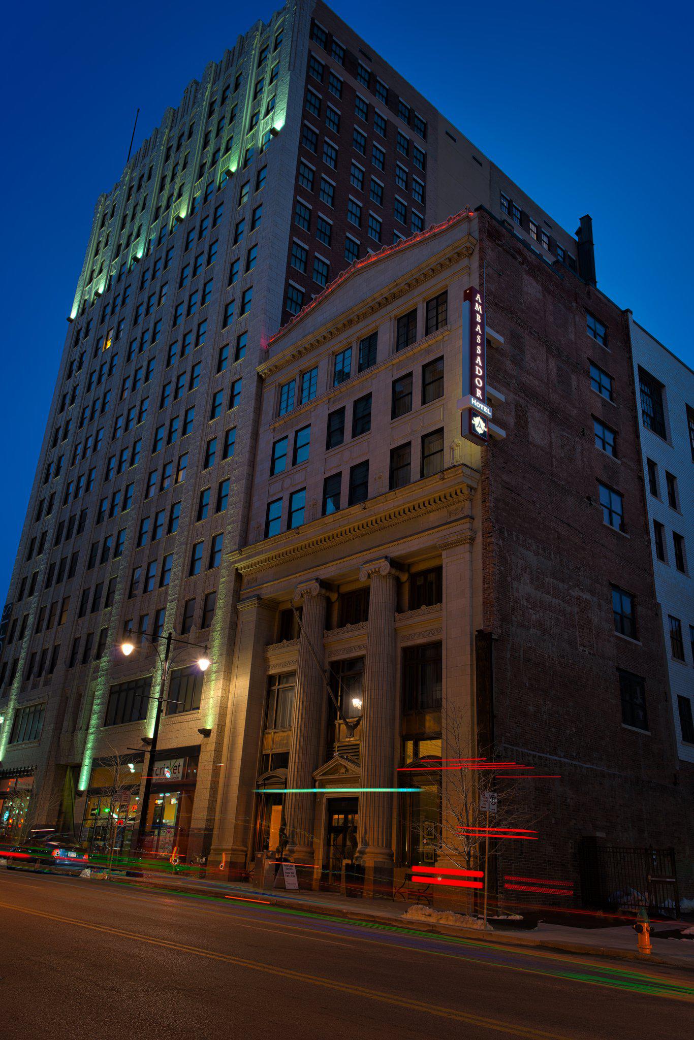 Ambassador Hotel Kansas City, Autograph Collection Photo