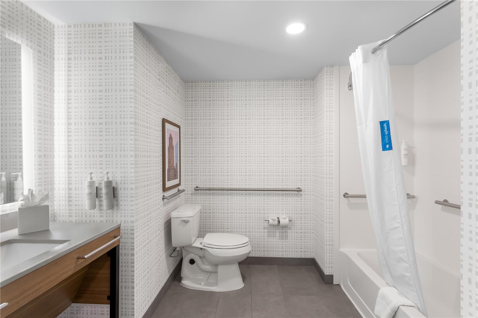 Hampton Inn & Suites Chicago Deer Park Image