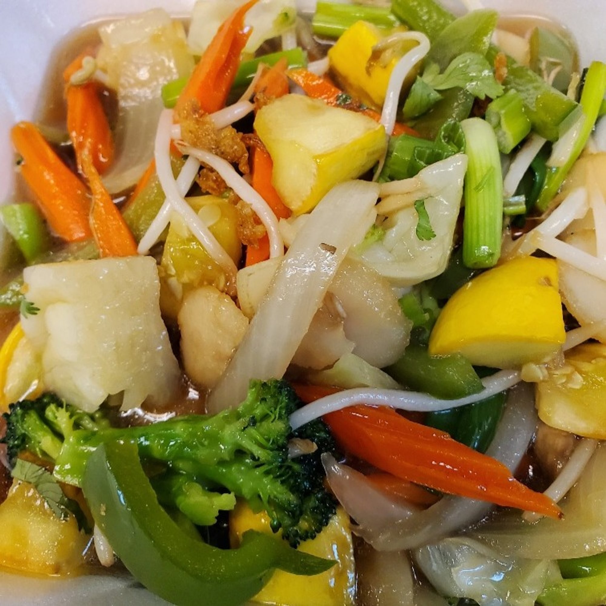 PAD LUAMIT (MIXED VEGETABLES) HALF PAN