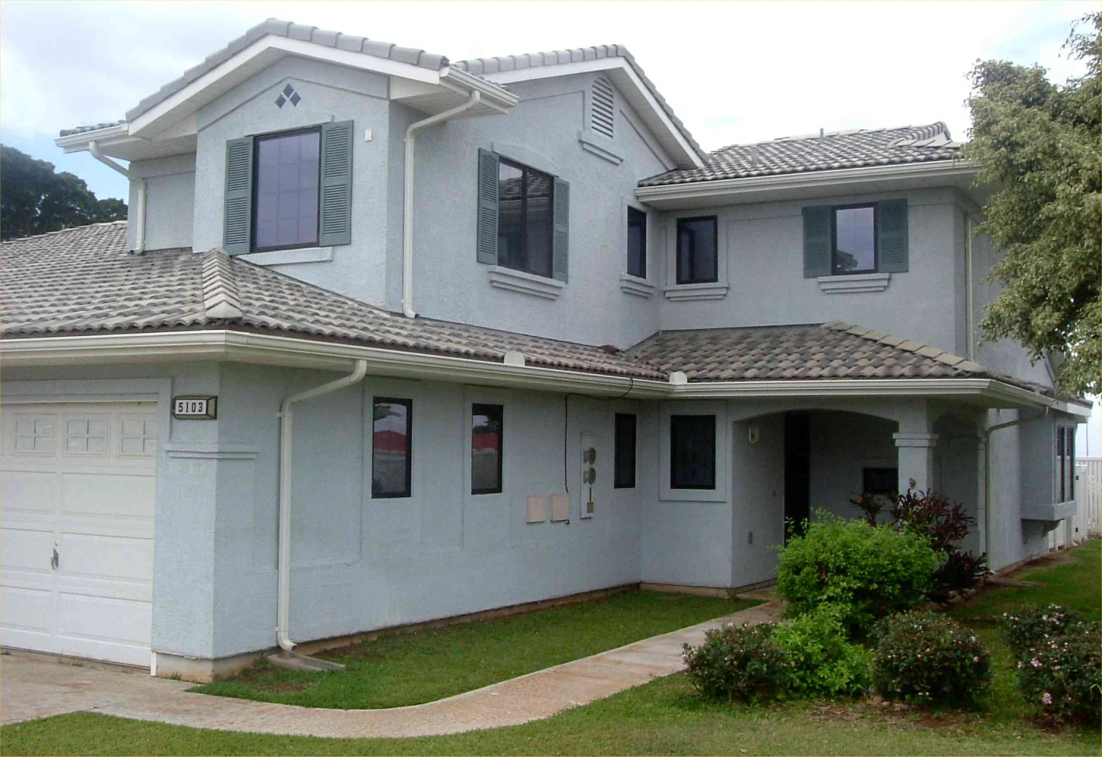 Evergreen Cleaning Image