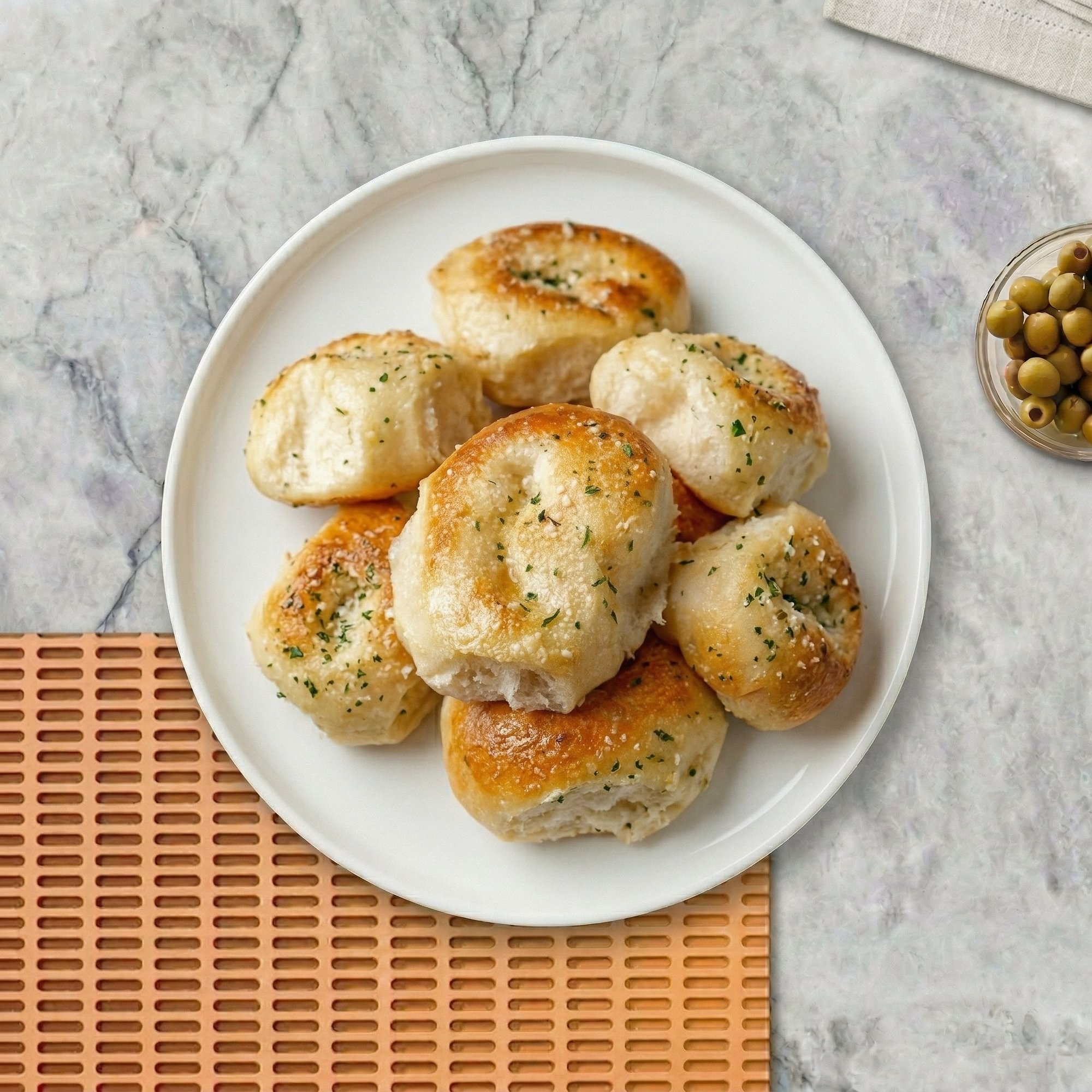 Homemade Garlic Rolls
