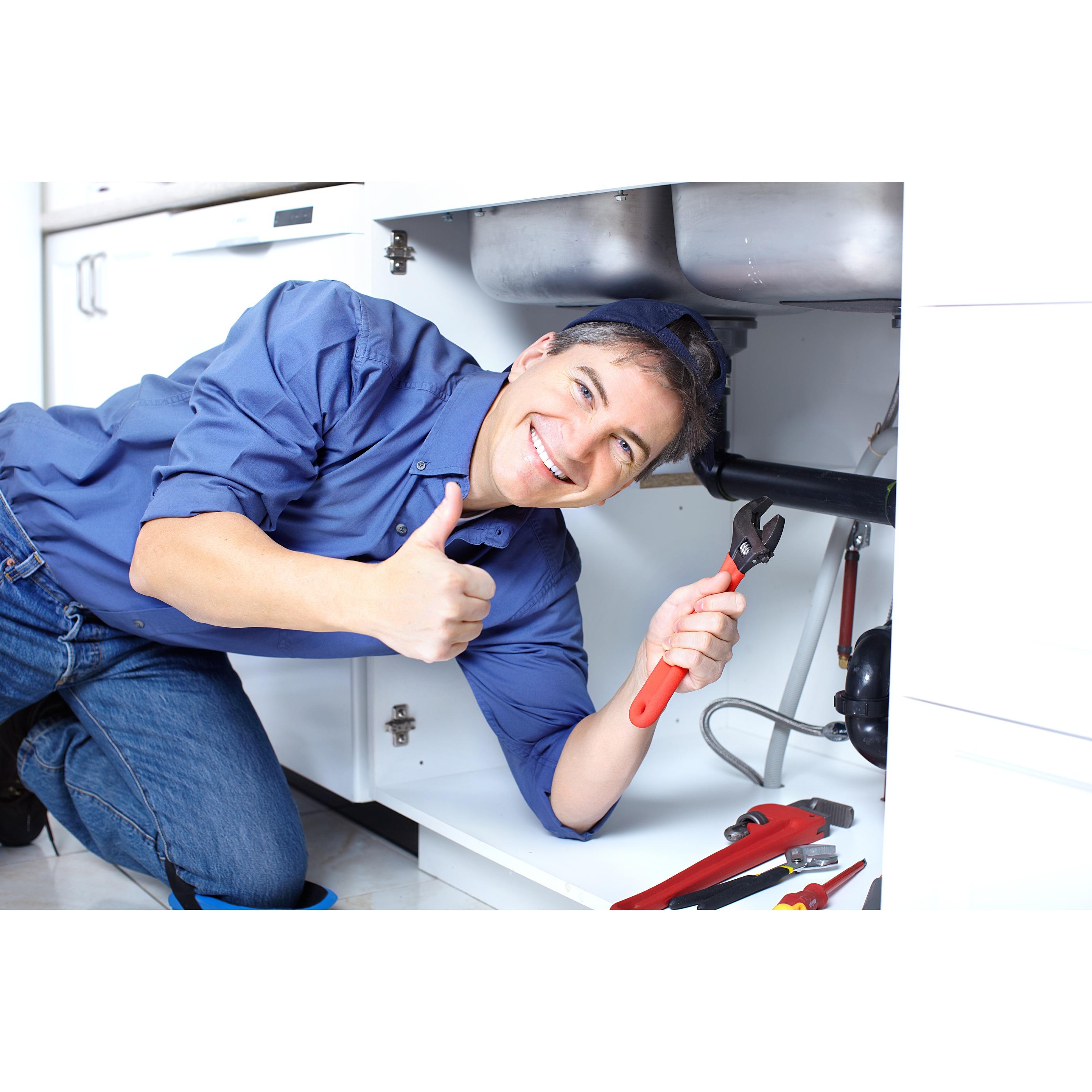 Paredes Builders Construction Logo