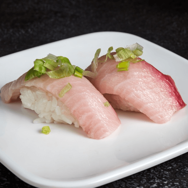 Hamachi Nigiri