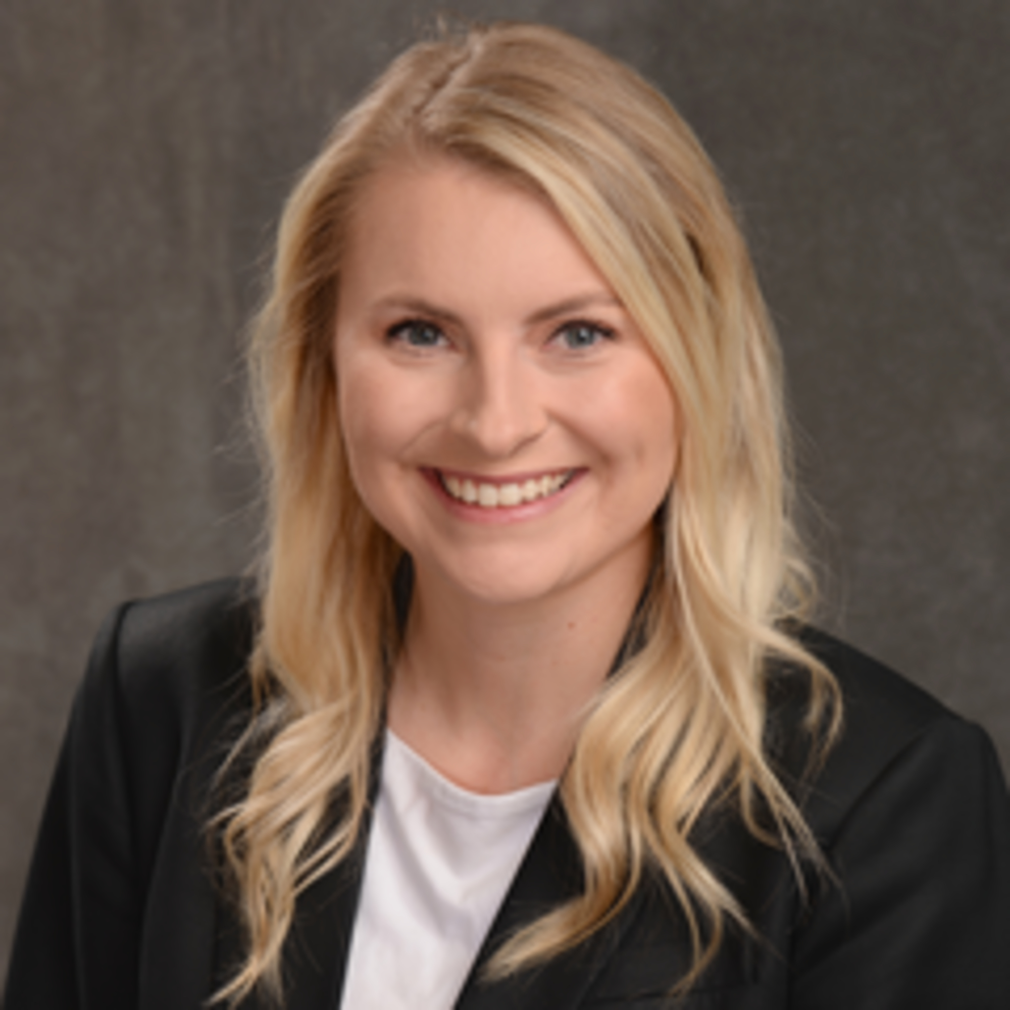 Edward Jones - Financial Advisor: Samantha Bergland