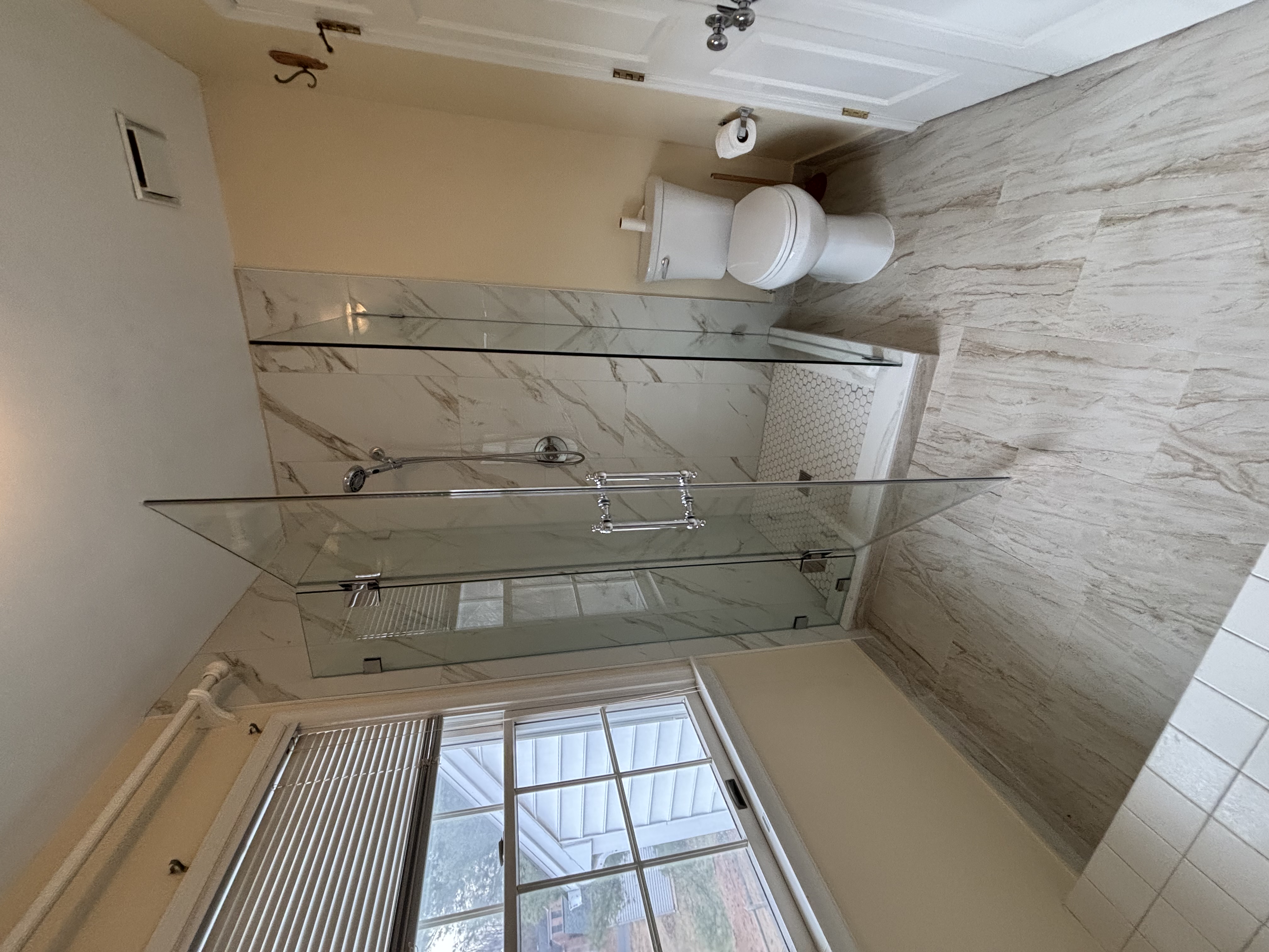 Vasquez glass services LLC Image