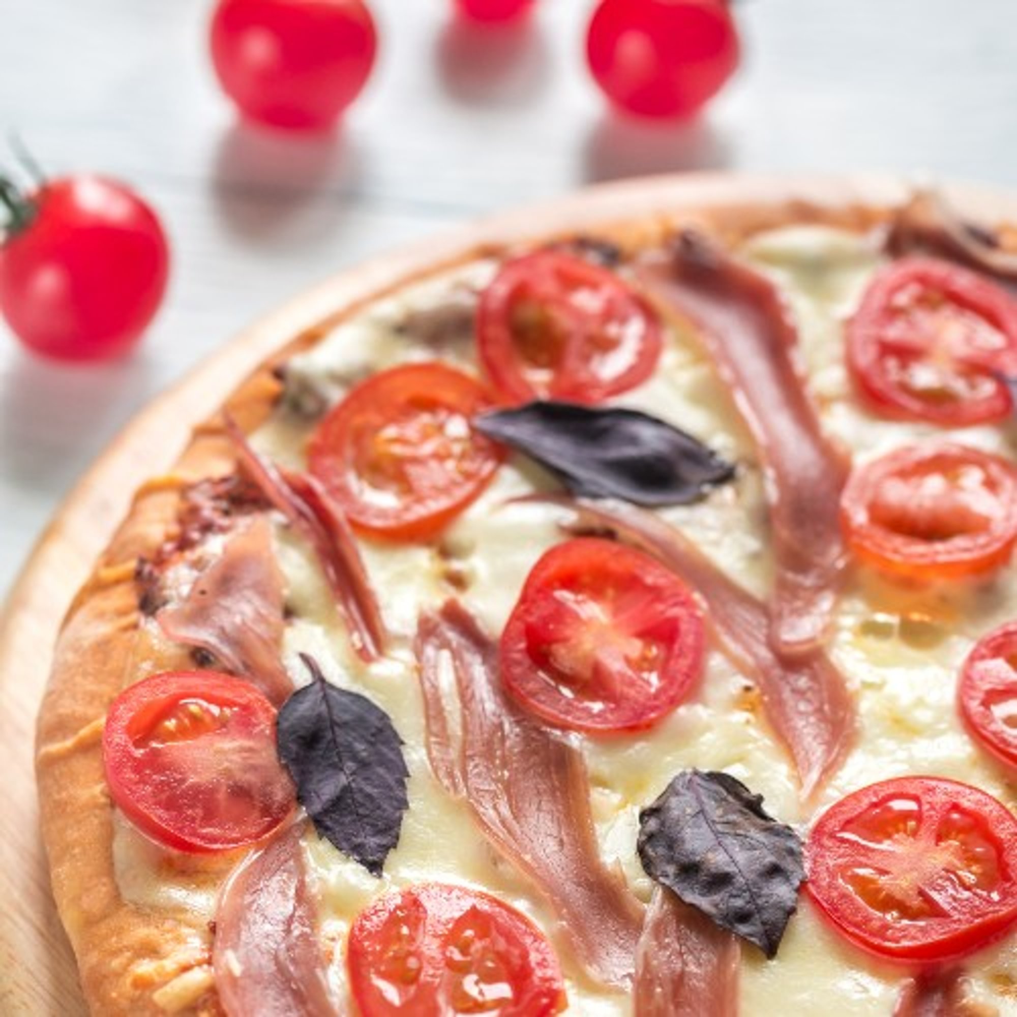 White Tomato Bacon Pizza