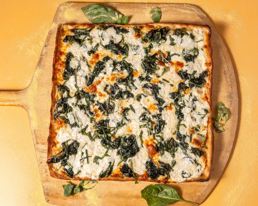 14" White Pizza