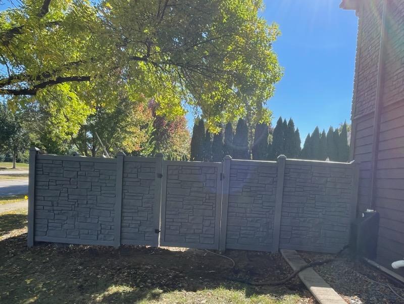 Top Rail Fence Naperville Image