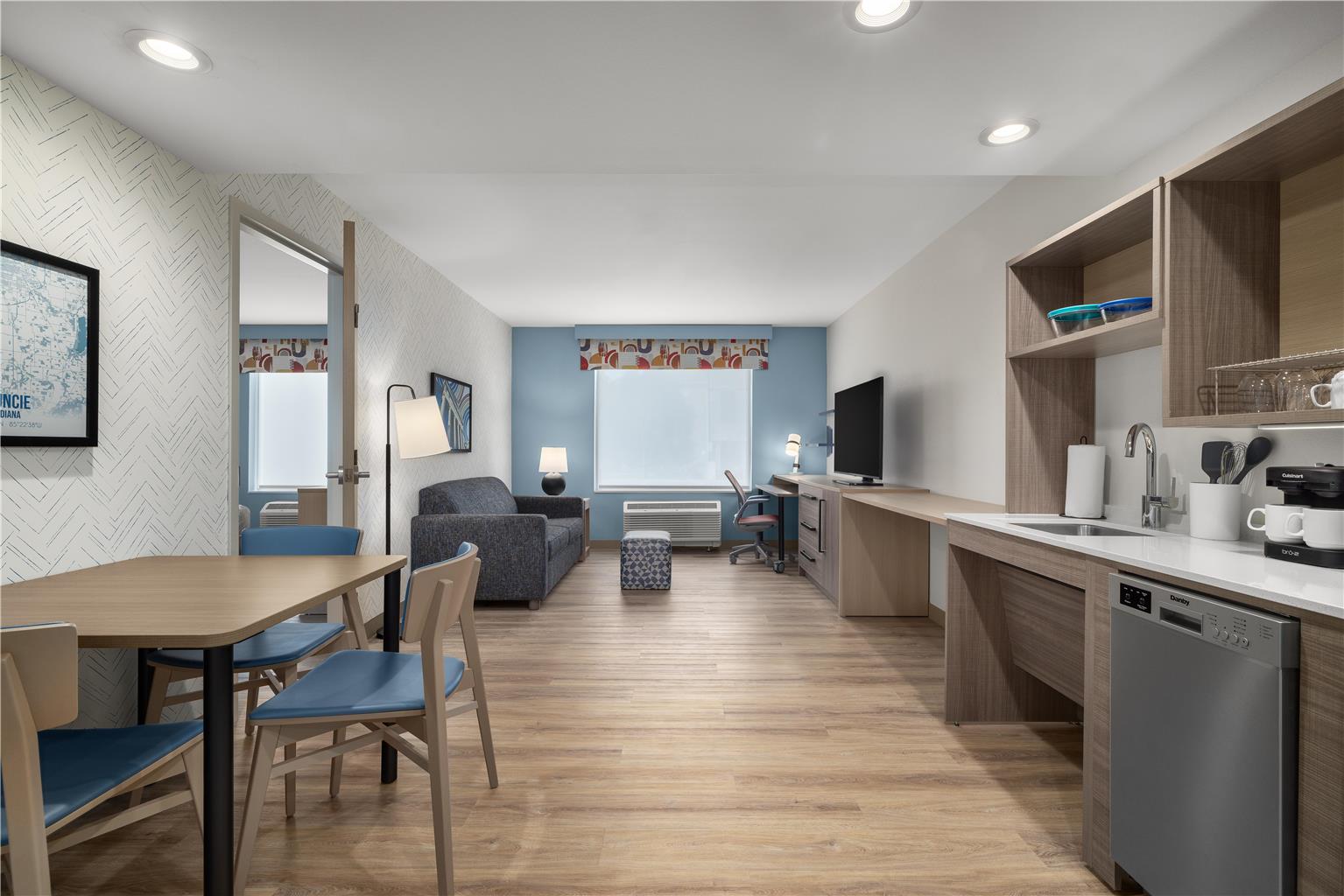 Home2 Suites by Hilton Muncie Image