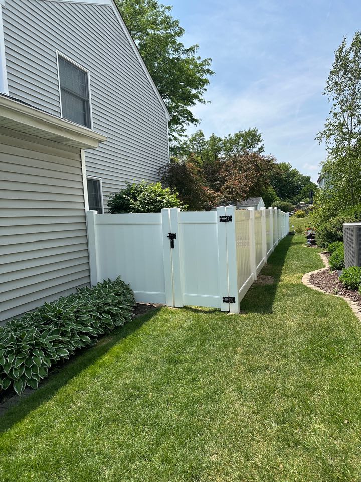 Top Rail Fence Naperville Image