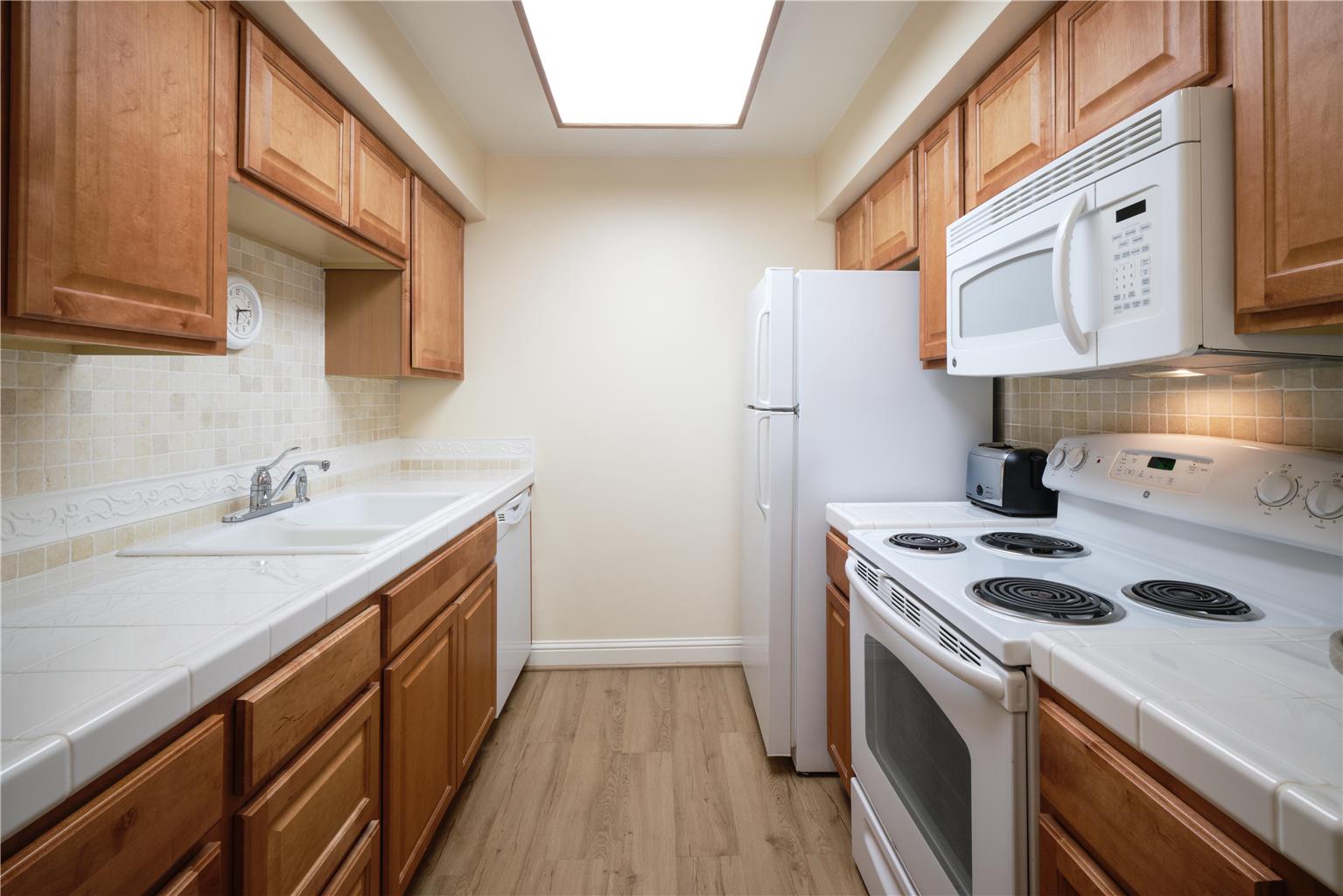 Best Western Country Lane Inn Image