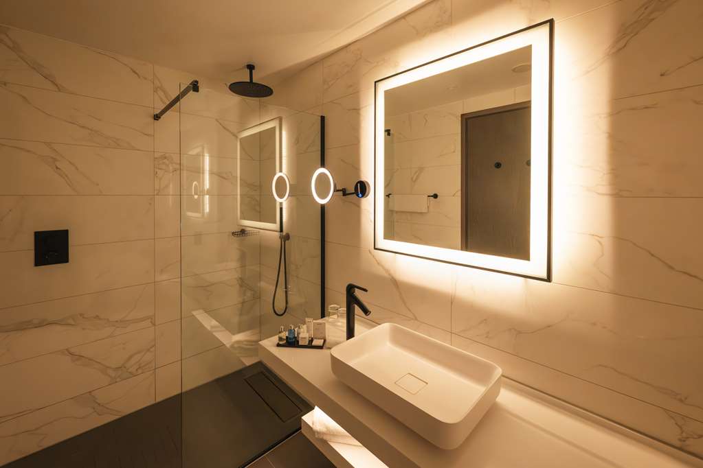 Radisson Blu Royal Hotel, Dublin 63