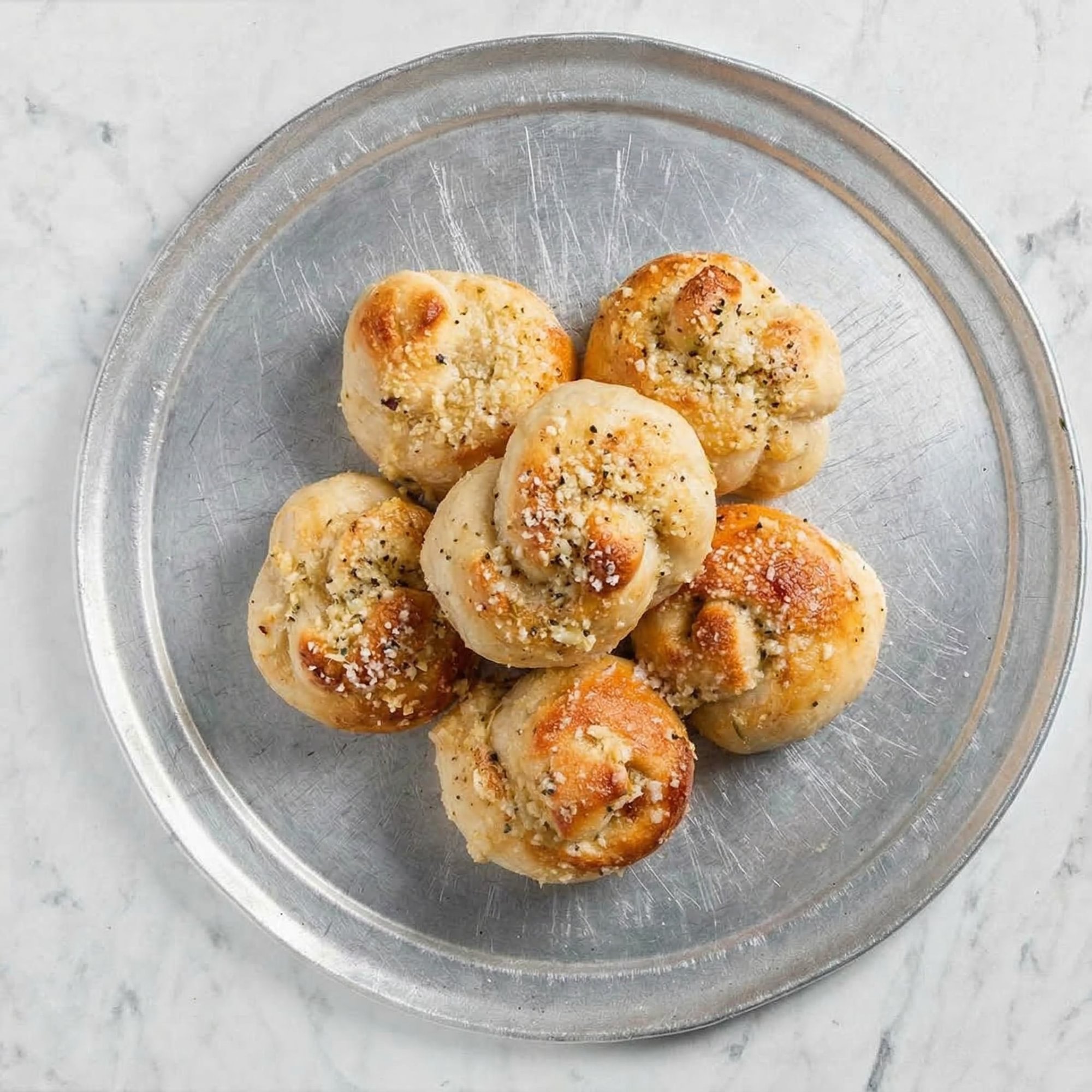 Garlic Bread Knots with Cheese & Sauce