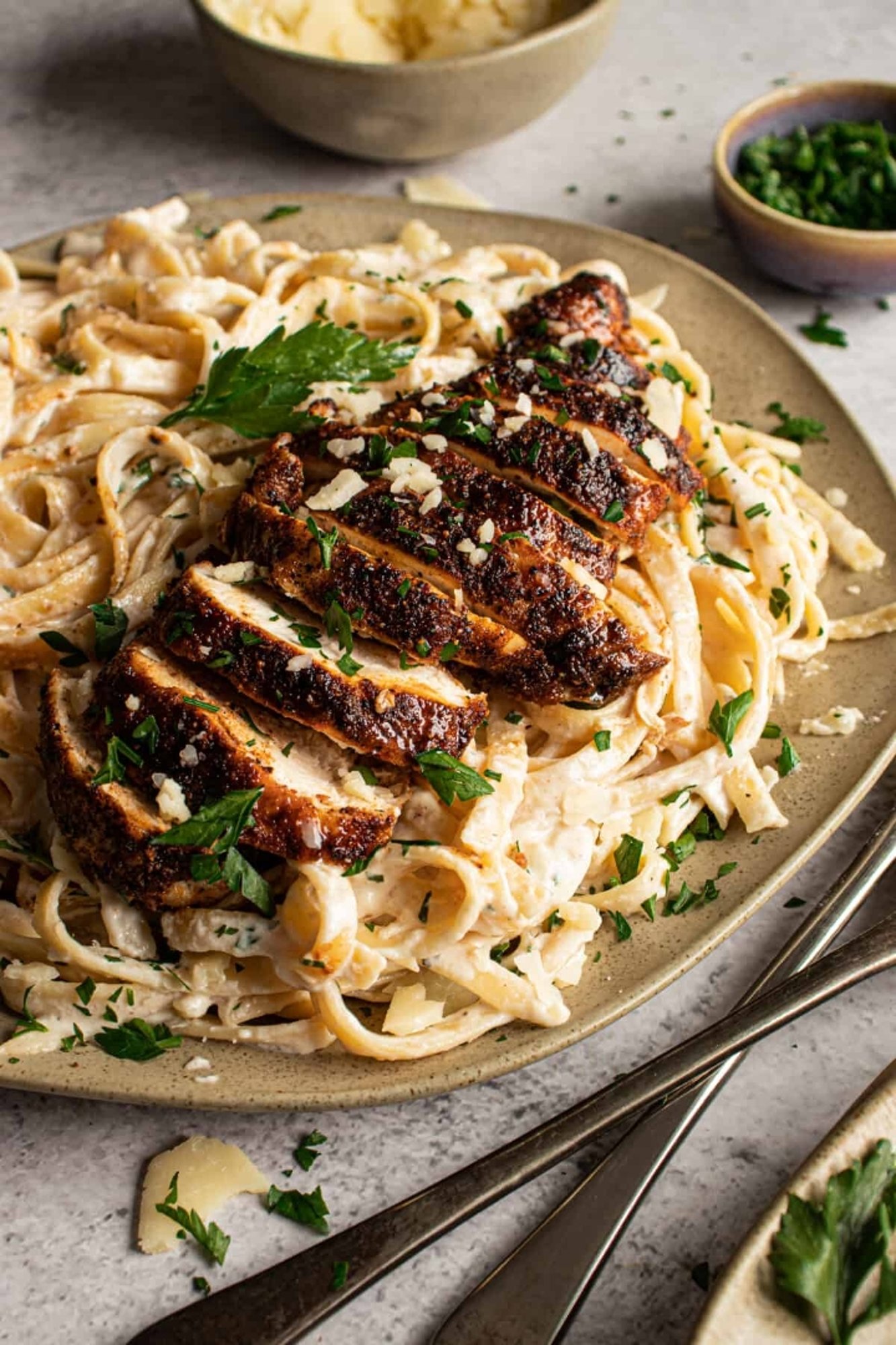 Cajún Alfredo Blackened Fettuccine
