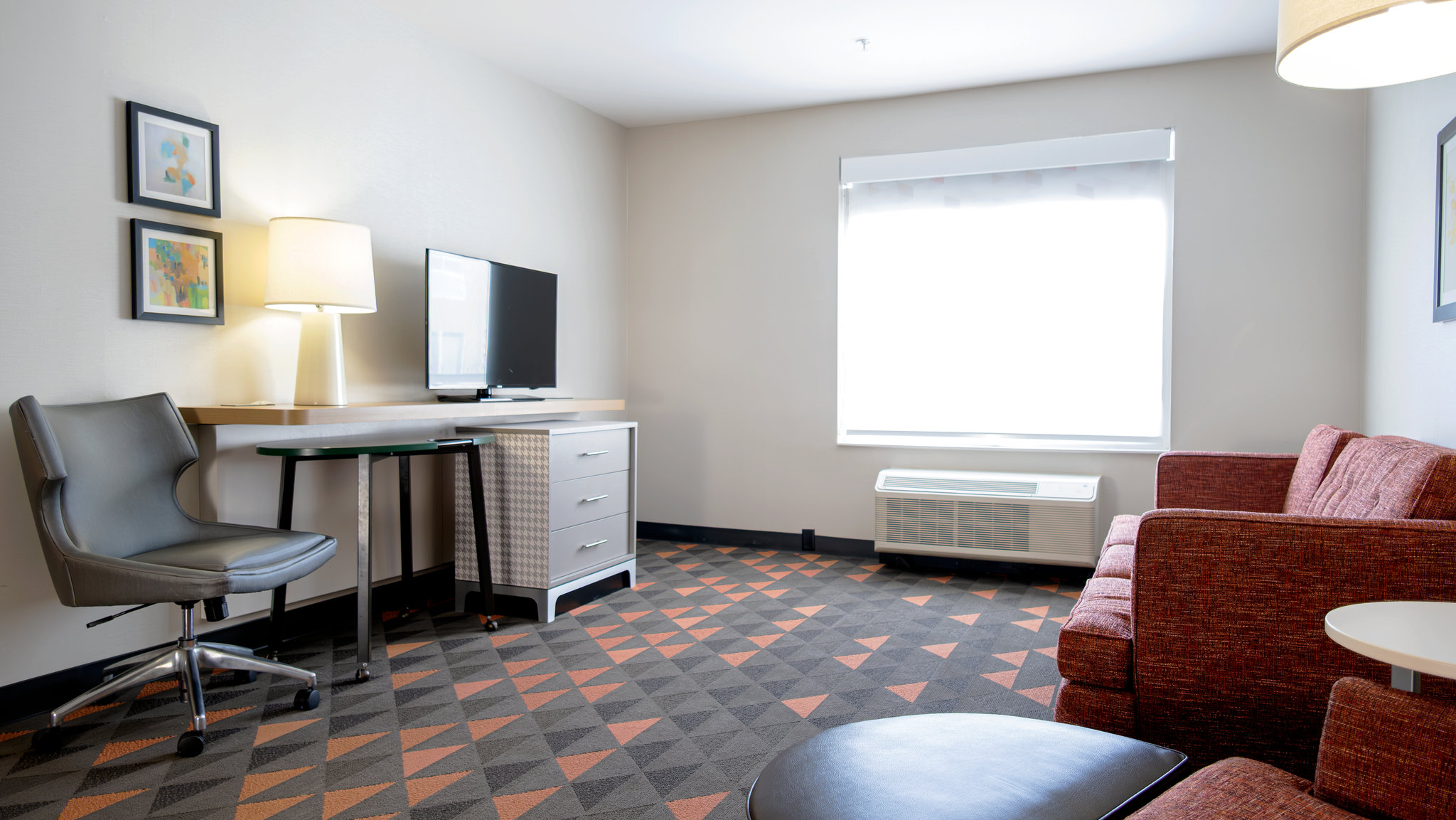 Holiday Inn & Suites Philadelphia W - Drexel Hill by IHG Image