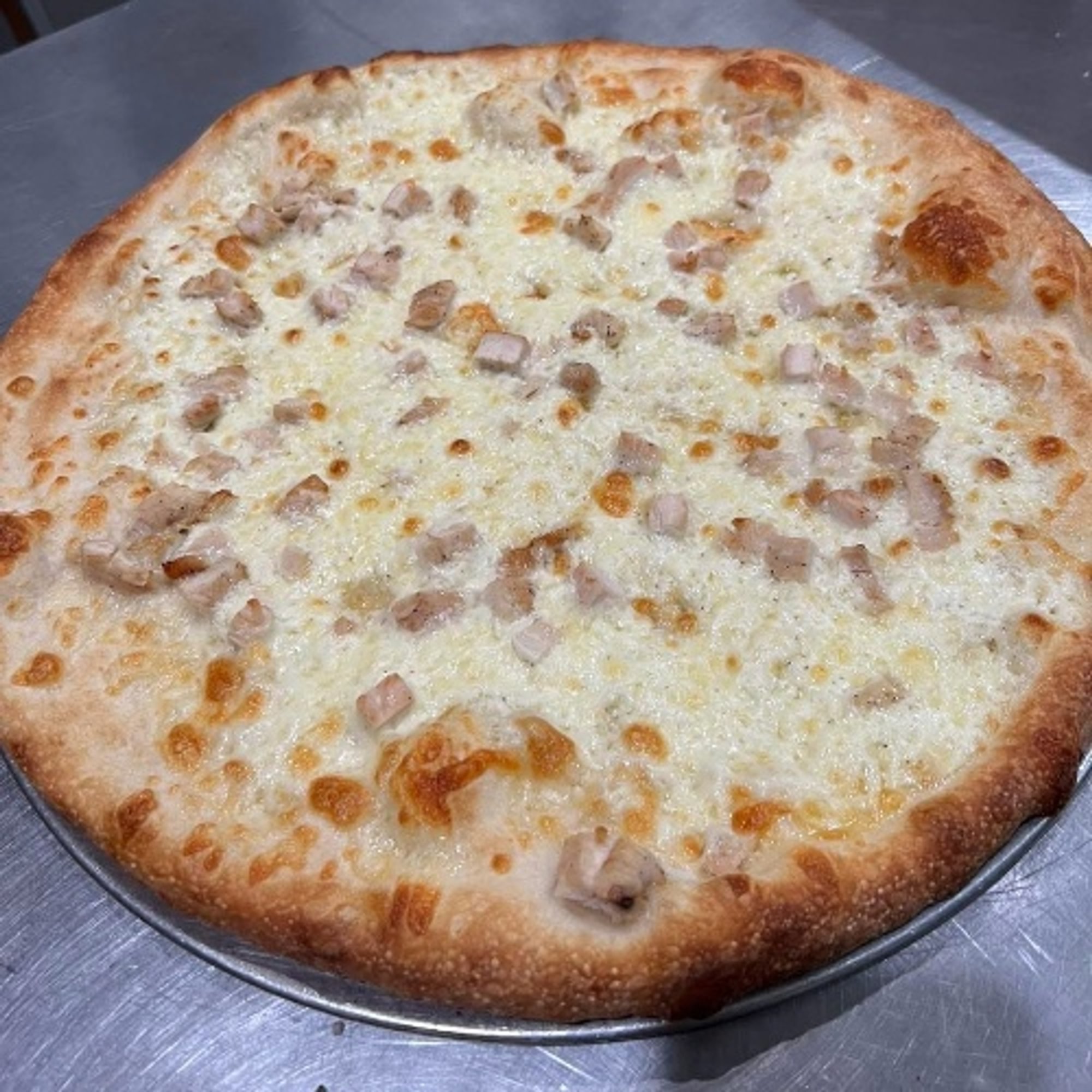 Chicken Alfredo Pizza