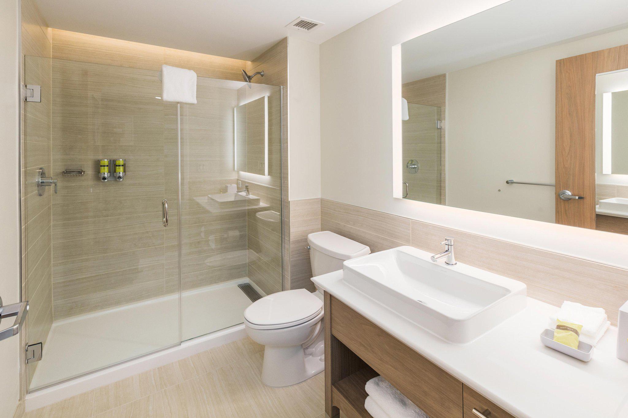 Element Denver International Airport Photo