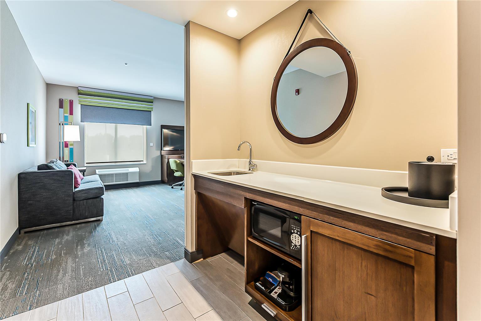 Hampton Inn & Suites Howell Image