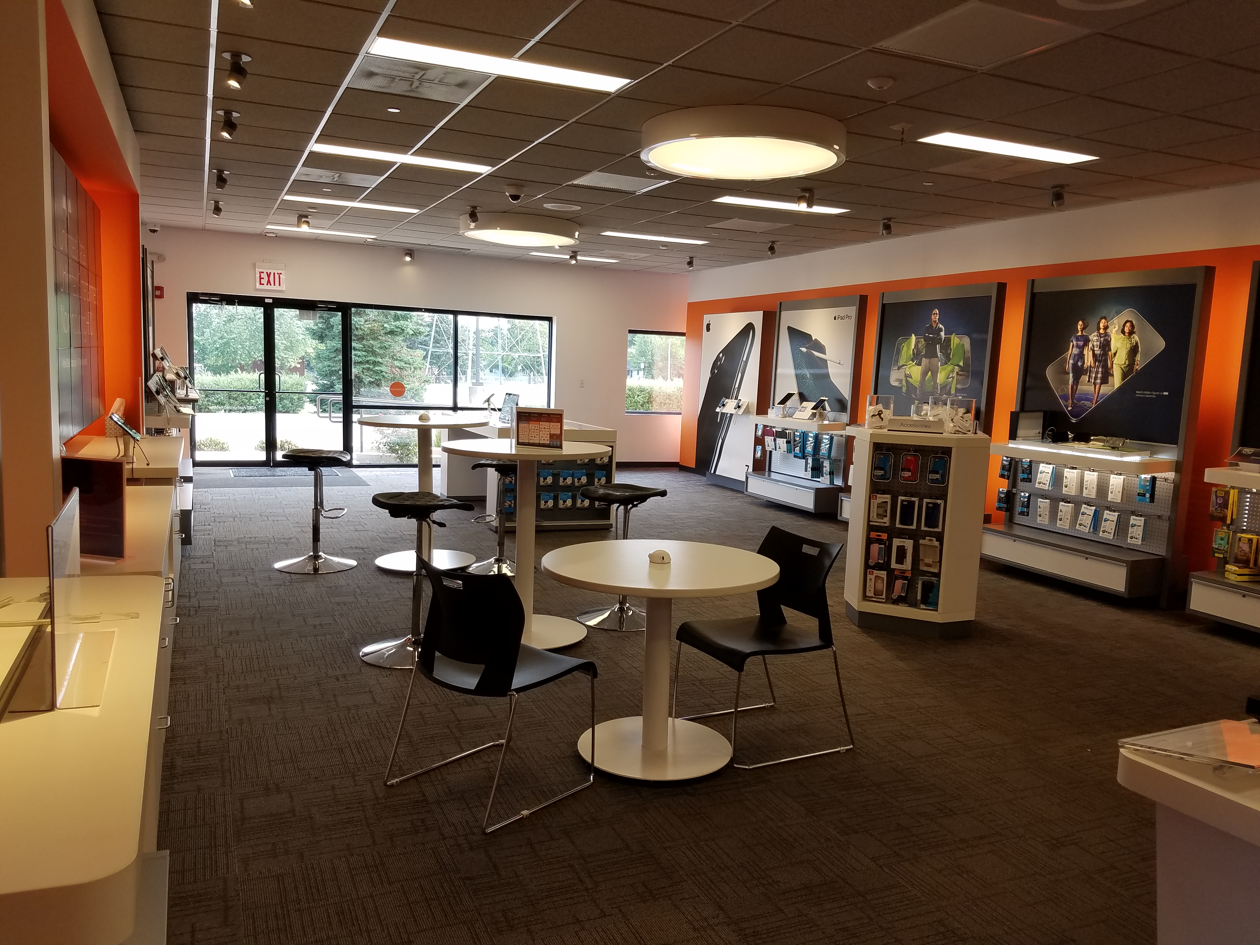 AT&T Store Photo