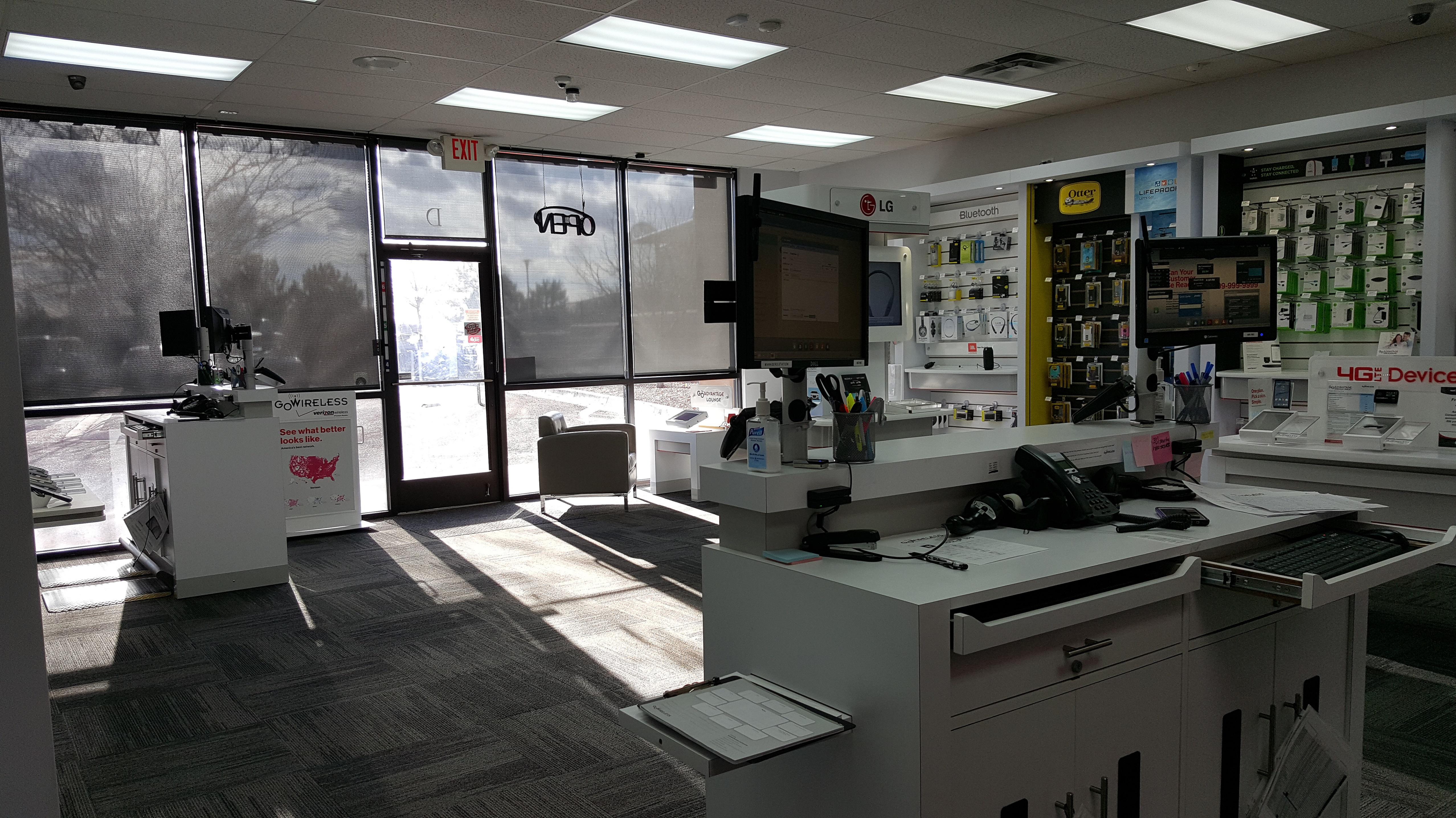 Verizon Authorized Retailer – GoWireless Photo