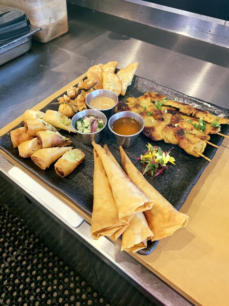 Thai Boat - Combination Platter