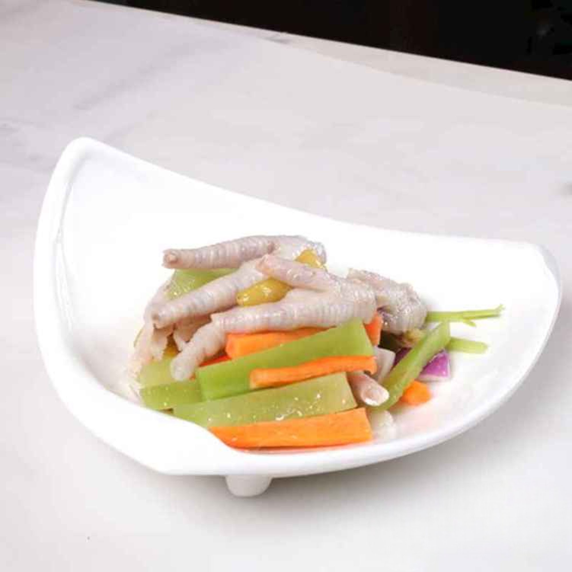 AP2. 白雲鳳爪/Chicken Claws Marinated in Chinese Wine