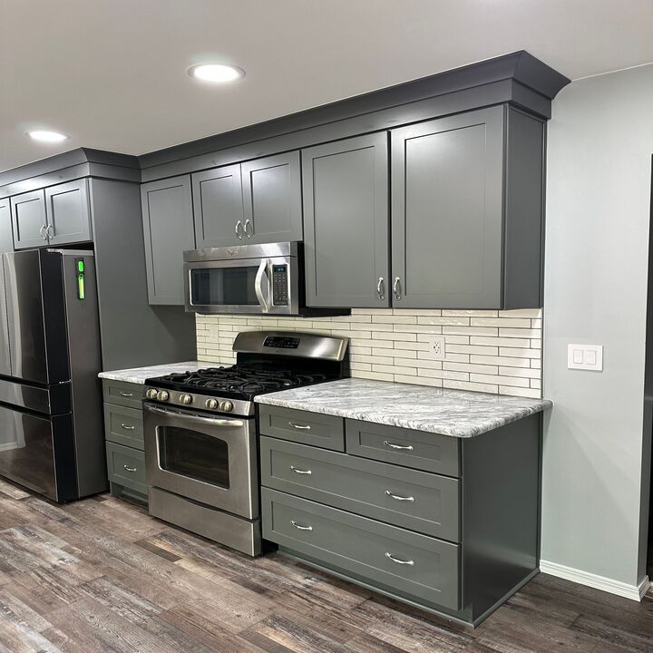 E A Contractors LLC Image