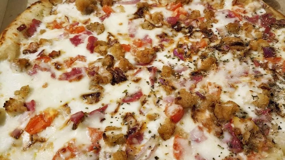 Chicken Alfredo Pizza