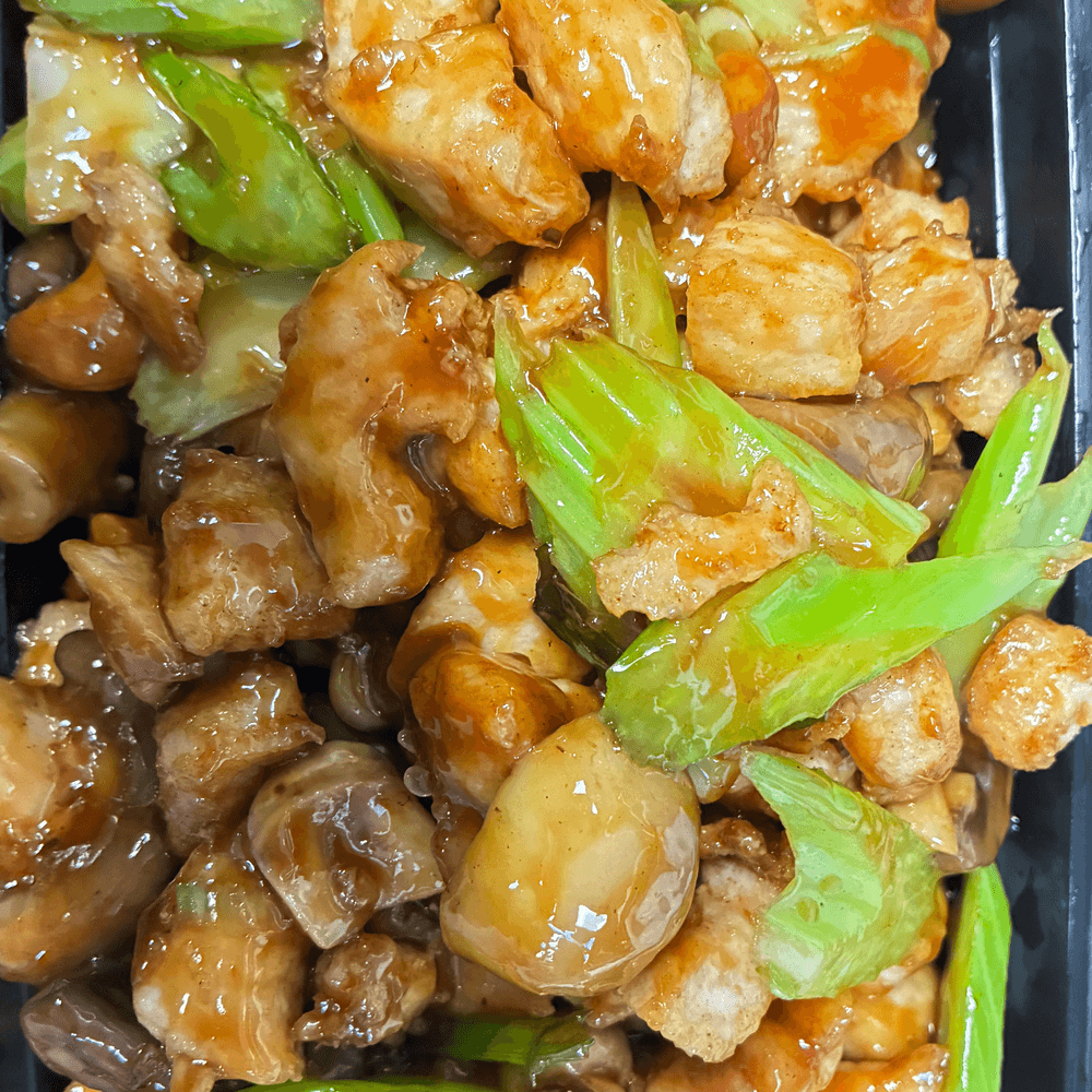 Chicken with Cashew Nuts