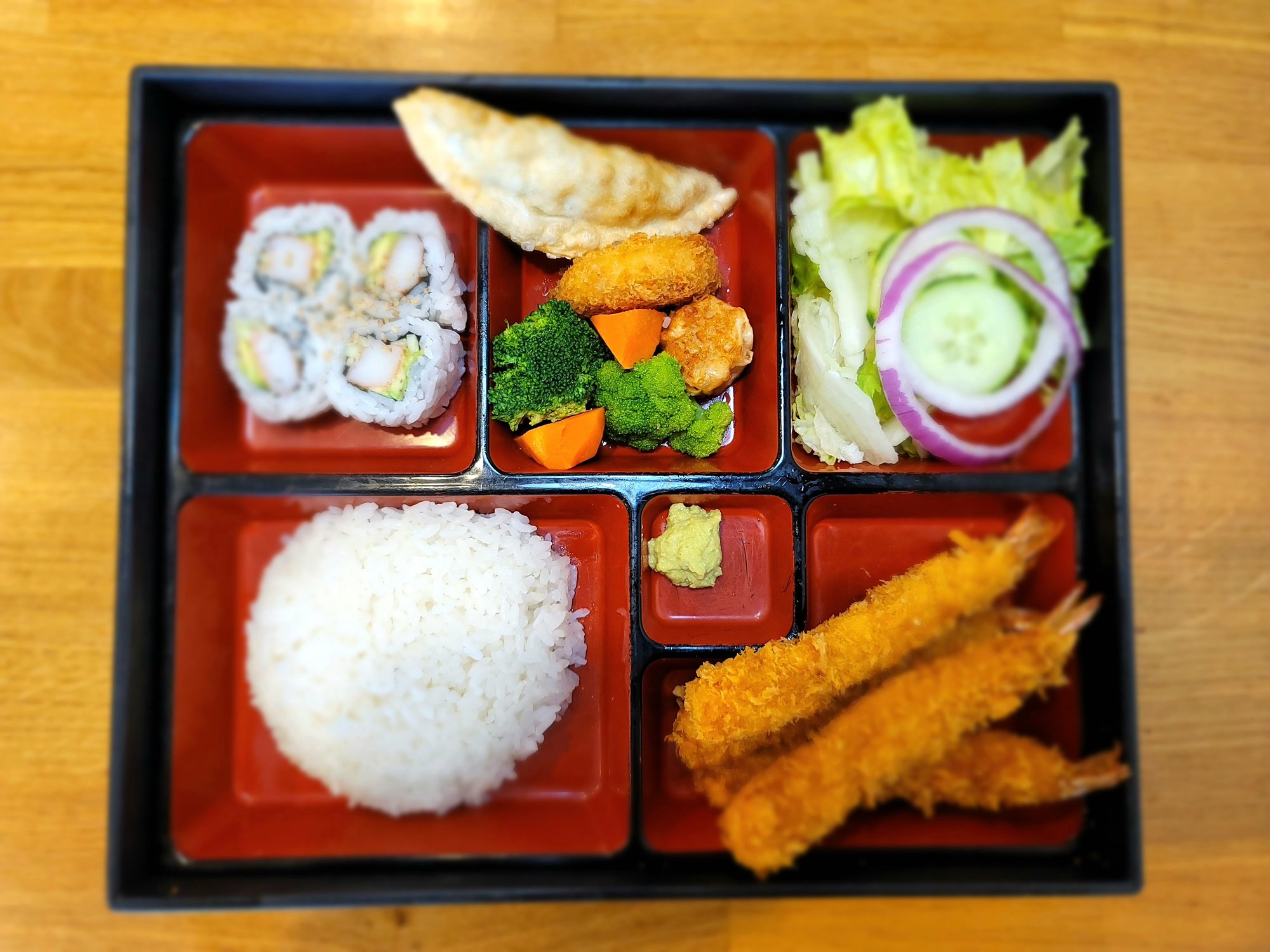 Panko Shrimp Bento